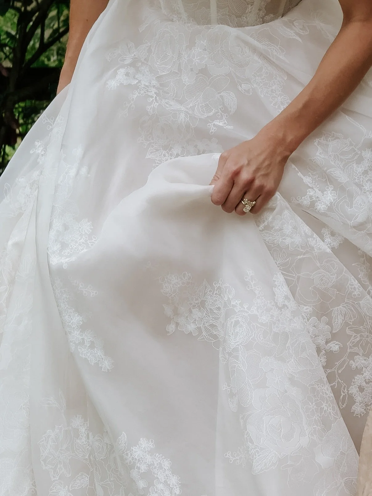 My love affair with textiles, light and the moments in between 🤍

Sydney content creator. Europe wedding content. Europe content creator.