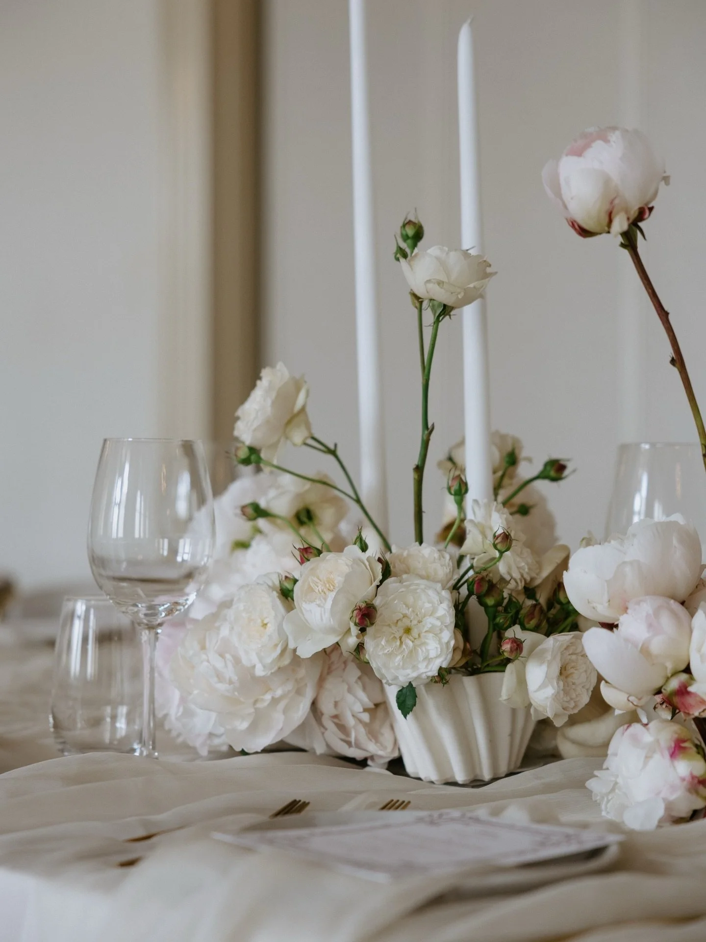 Capturing the ethereal work of @cene.studio at @sophia.prahranarcade late last year, with every beautiful detail 

Brand photography &amp; content @madelineanne_creator 
Planner &amp; Stylist @cene.studio 
Floral Designer @tremellabotanicals 
Venue @