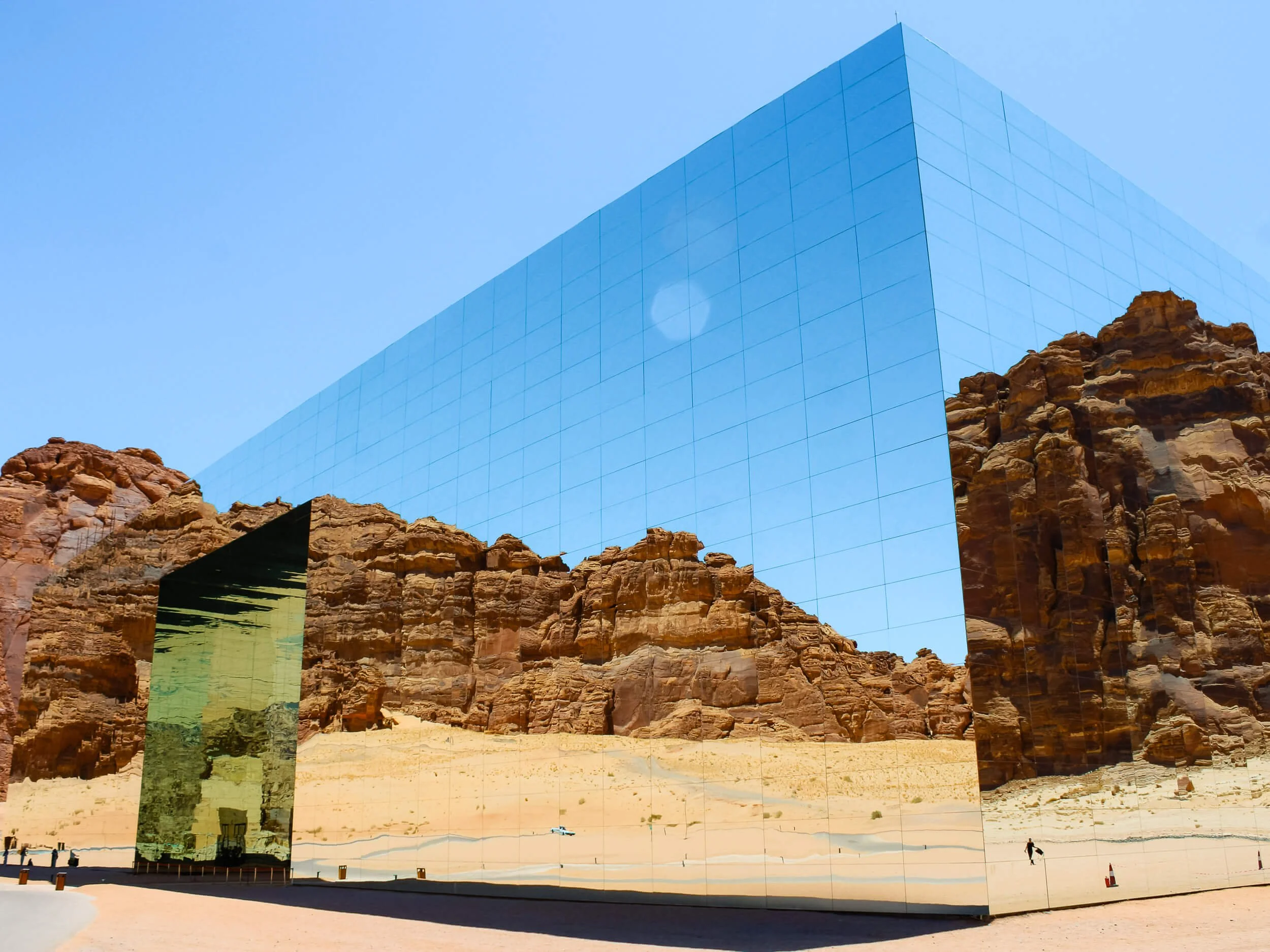 Daniel Keppler_ Black or White_(C)danielekppler_bow-2-2.jpg