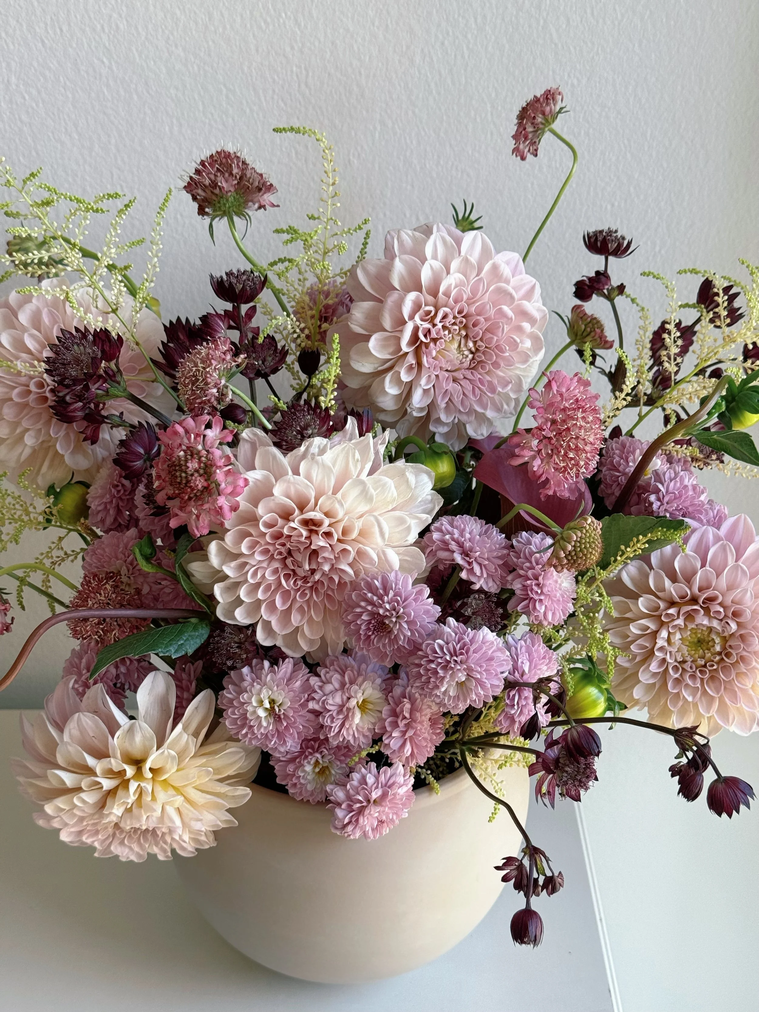 vase flower arrangement LA
