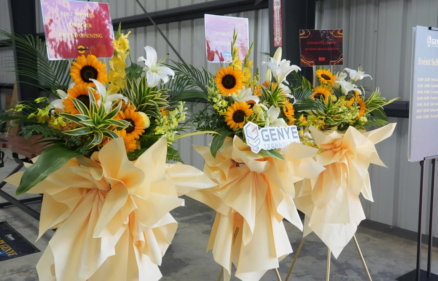 Grand Opening Florals for Genye Technology-5.jpeg