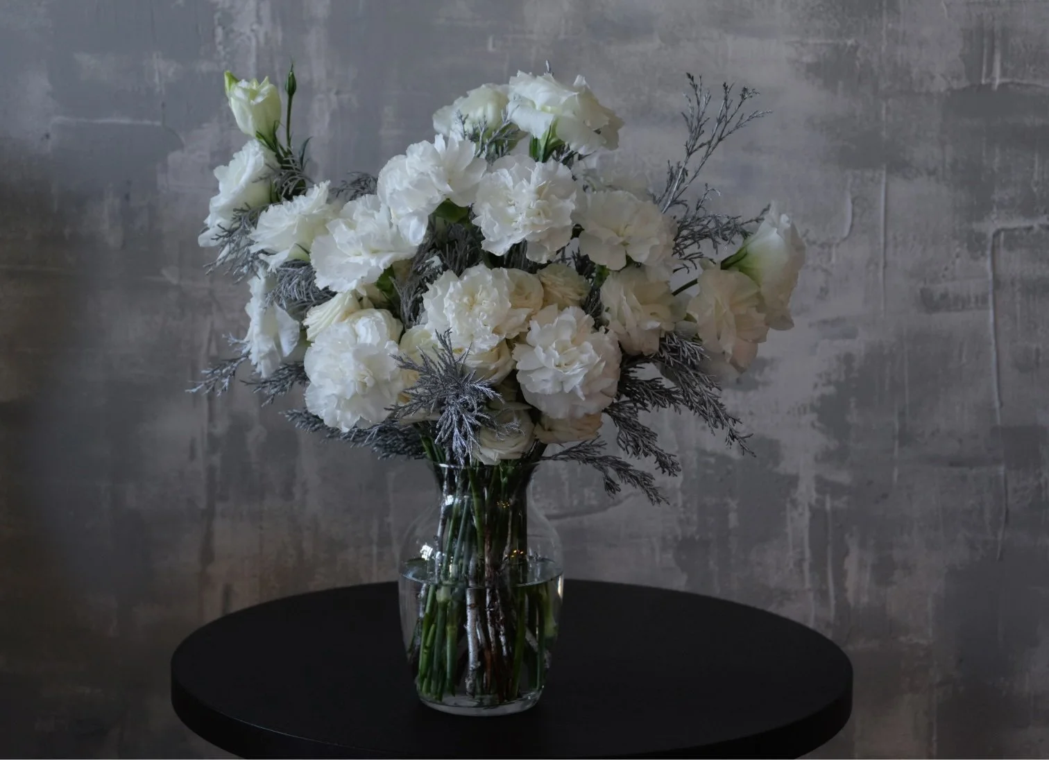 White Floral Vase Arrangement.jpeg