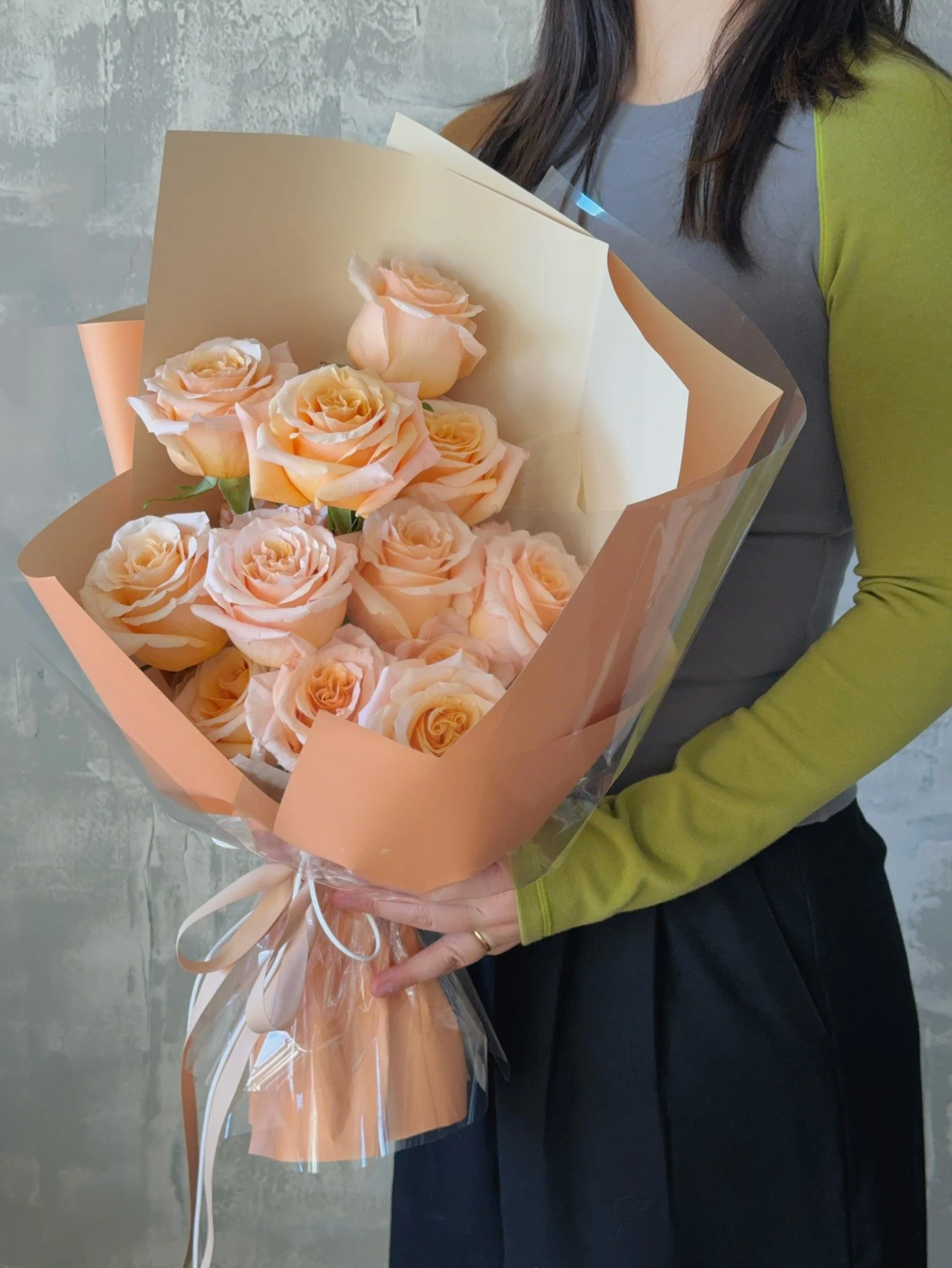 Shimmer rose bouquet front view Los Angeles florist.jpeg