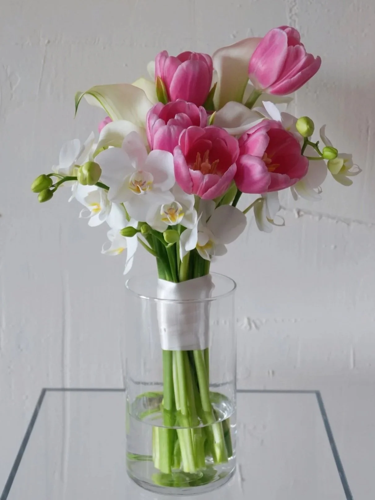 Girl+and+the+Flower-Bridal+Bouquet.jpg