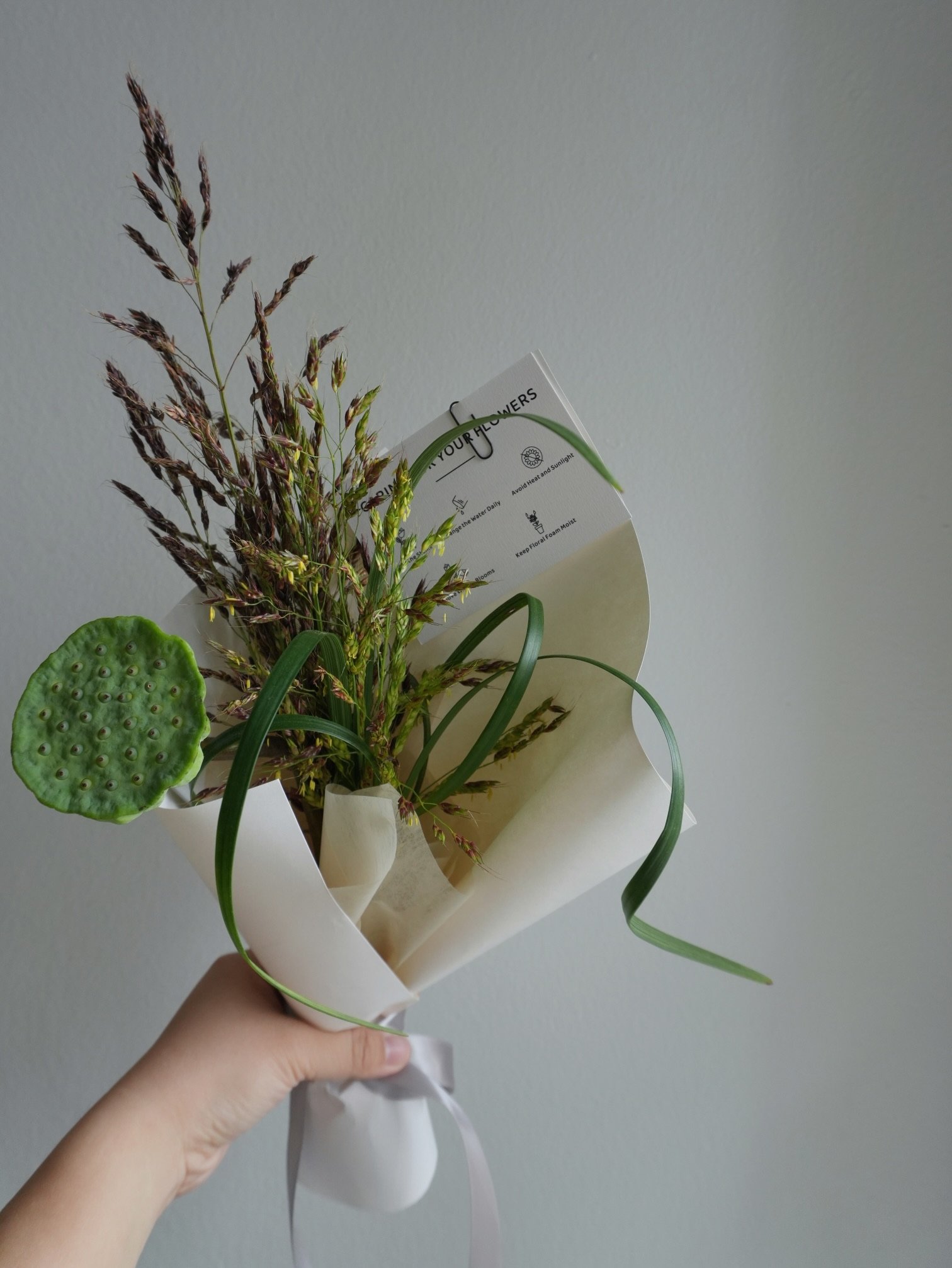 Girl and the Flower-Small Bouquet-02.jpeg