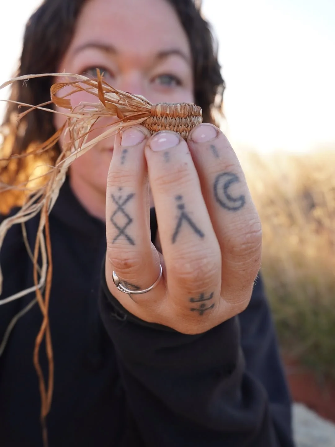 A throwback to weaving baskets watching the sunset over Kata Tjuṯa. 

Everyday, even when I feel down. I am honoured and grateful for my existence and experiences. To see this beautiful country I was born, to meet its people. Has been a journey.