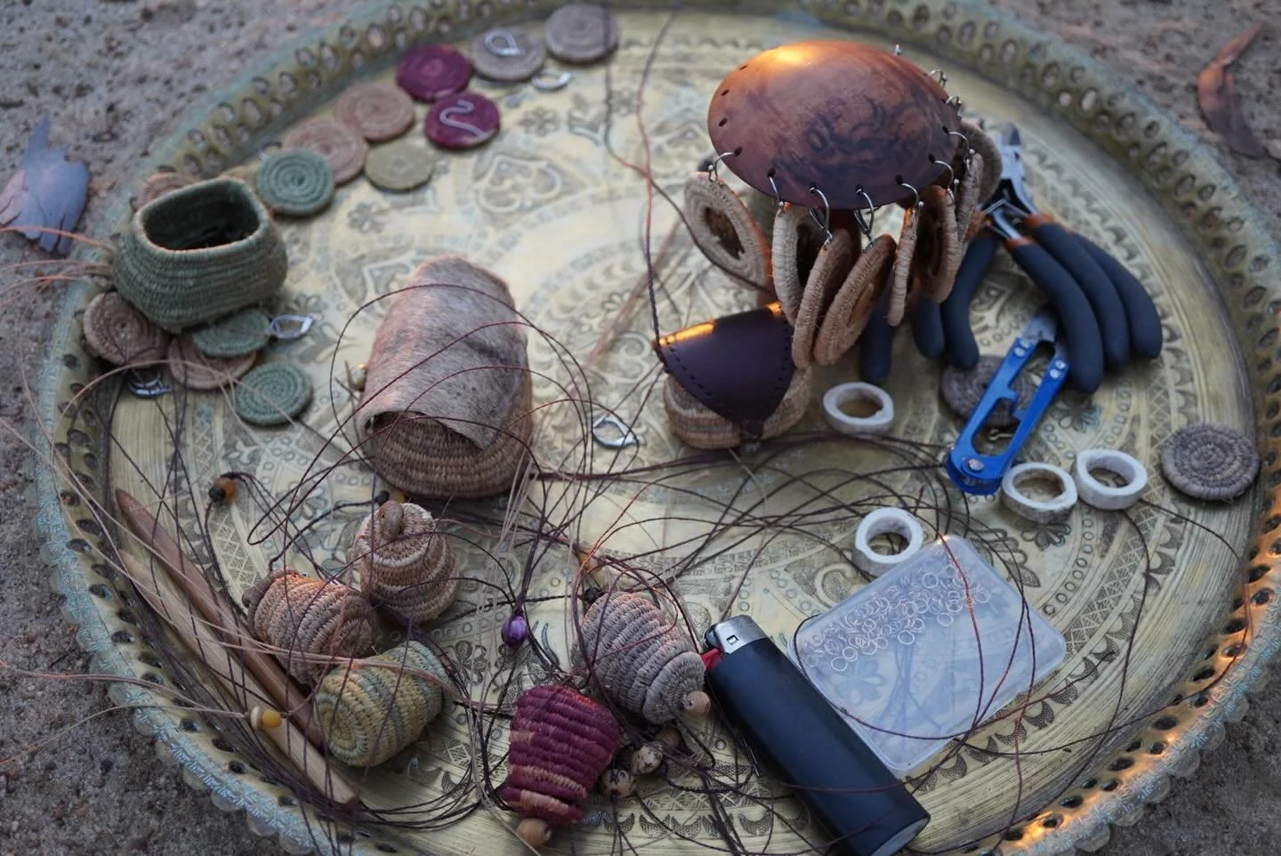 I found this tray while in France,
It&rsquo;s quiet a big piece when you live in a 15f caravan but hell she&rsquo;s pretty. 
Holds all projects and supplies perfectly. 
✨