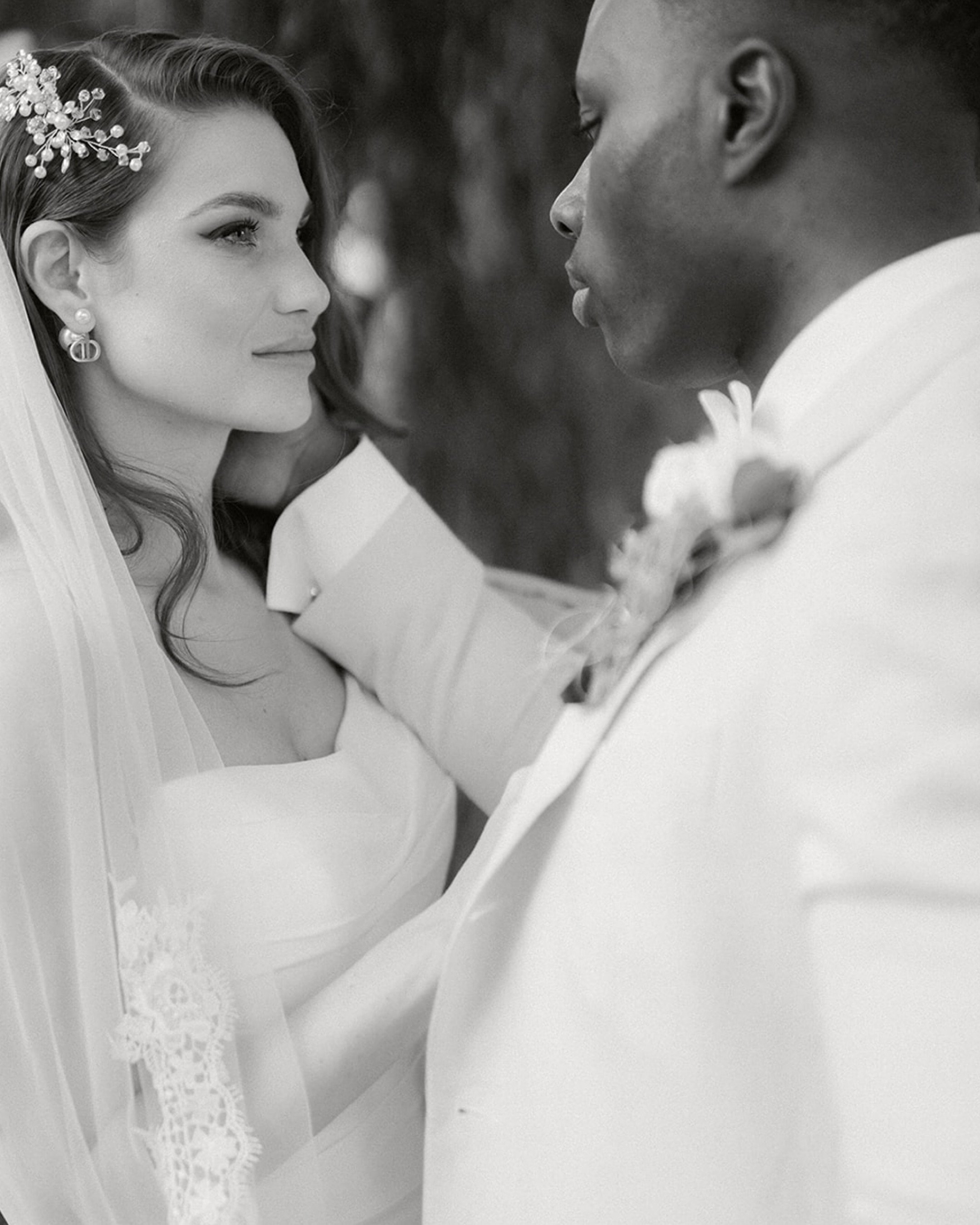 Soft summer light, happy tears during the speeches, endless toasts under the open sky and two people who looked at each other like nobody else existed.

One of those weddings that felt less like an event and more like being invited into someone&rsquo