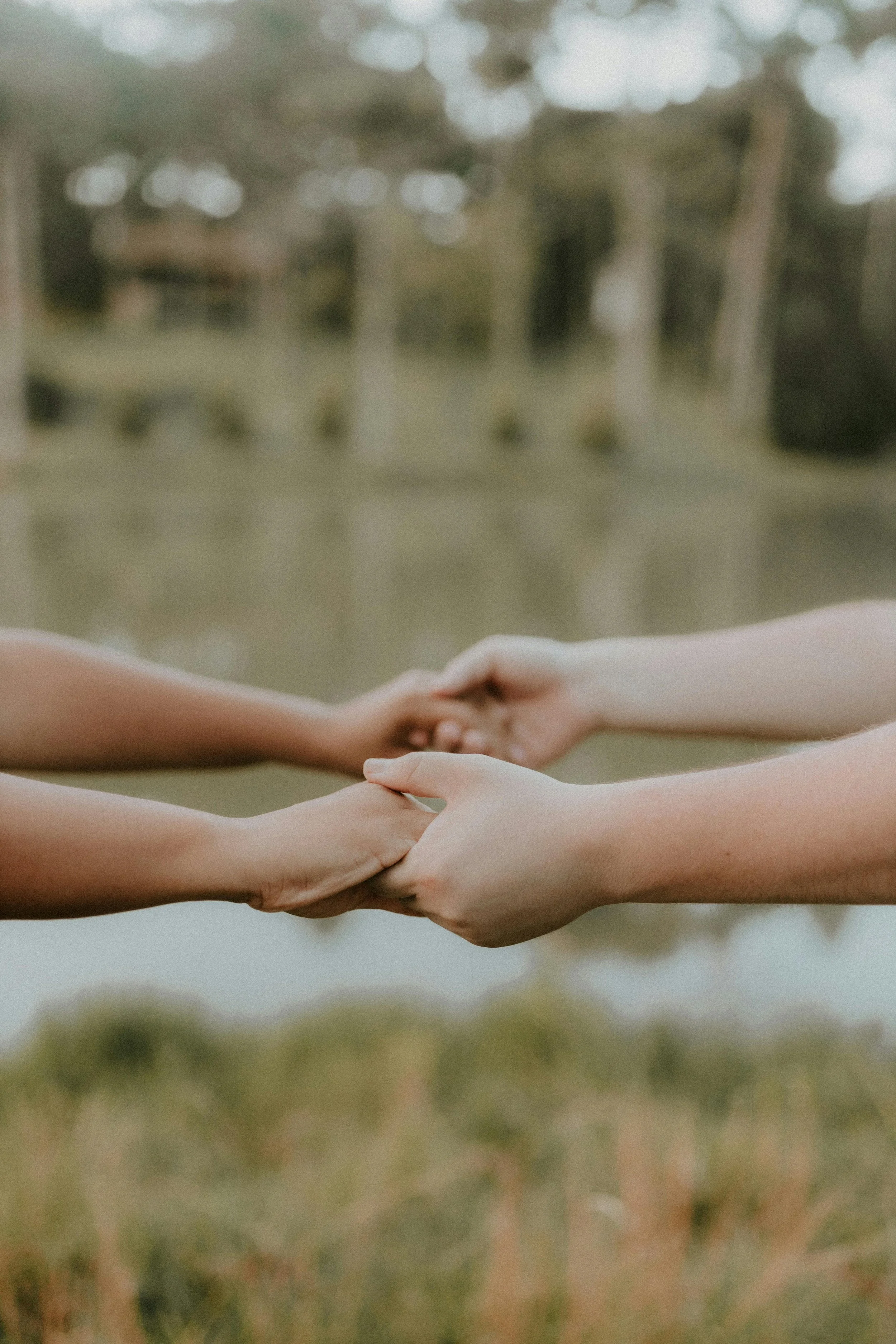 Beratung und Coaching Janina Sandoval systemische Einzeltherapie Paartherapie Familientherapie Vaihingen Ludwigsburg Hände