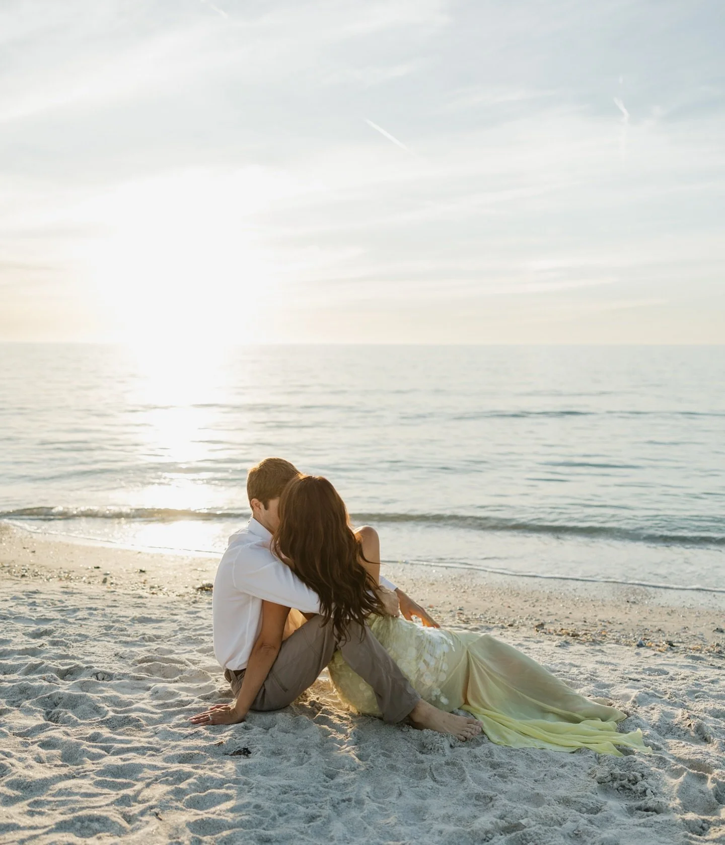 Finishing up on some gorgeous beach sessions ~ Excited for fall wedding season beginning next weekend✨

#floridaweddingphotographer 
#southfloridaweddingphotographer
#sarasotaweddingphotographer
#annamariaislandwedding 
#sarasotaphotographer
#florida