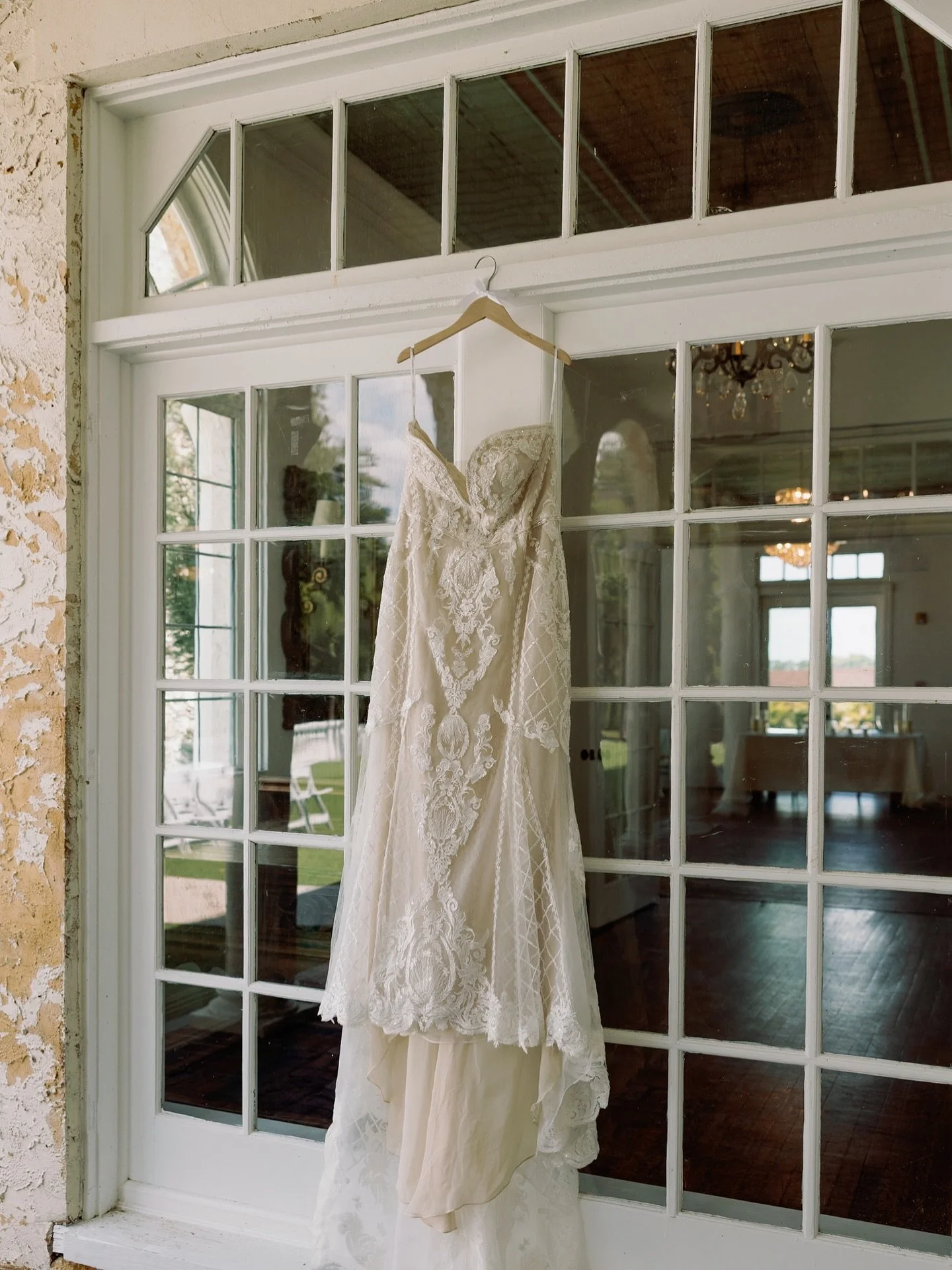 Dress shots have my heart 🤍