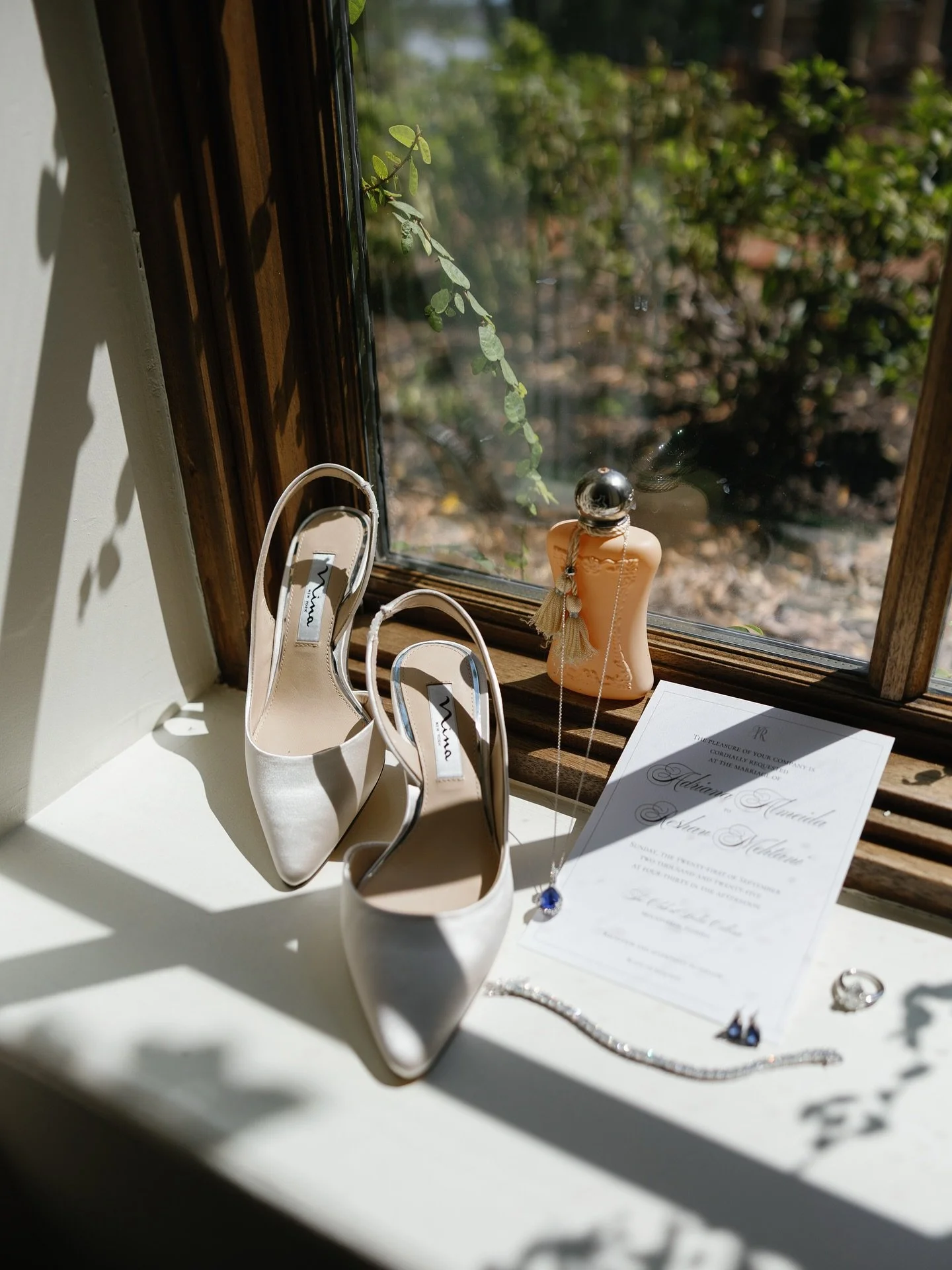 Pretty details 💎

Second shot for @ariannajphotography

#floridaweddingphotographer 
#southfloridaweddingphotographer
#sarasotaweddingphotographer
#annamariaislandwedding 
#sarasotaphotographer
#floridaluxuryweddingphotographer
#floridacouplephotogr