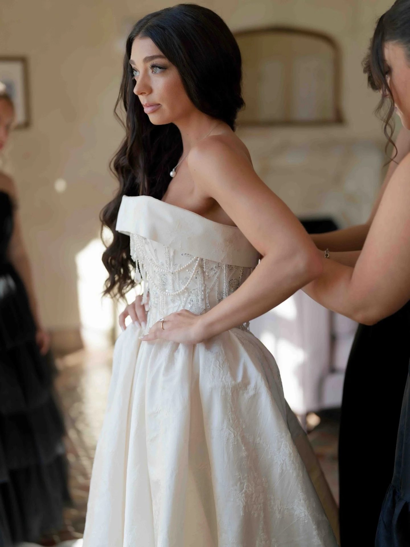 The bride getting into her iconic dress 💎 this image alone deserved its own spot on the feed 🤍

#floridaweddingphotographer 
#southfloridaweddingphotographer
#sarasotaweddingphotographer
#annamariaislandwedding 
#sarasotaphotographer
#floridaluxury