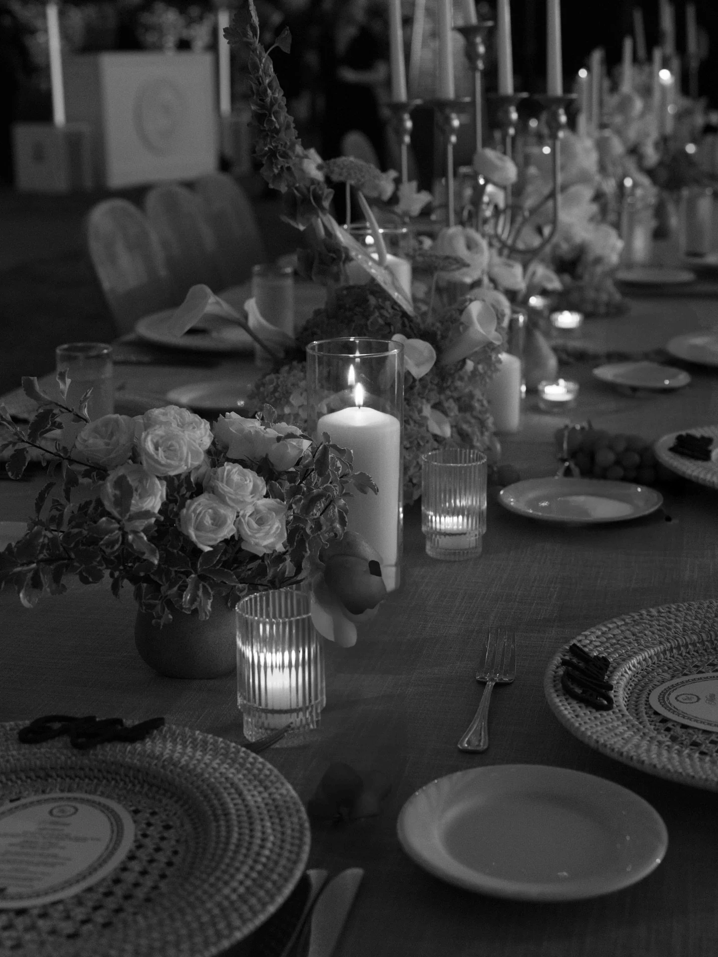 Reception is one of my favorite parts of the night of a wedding where everyone is relaxed and having a wholesome time celebrating the couple under the stars 🌙✨