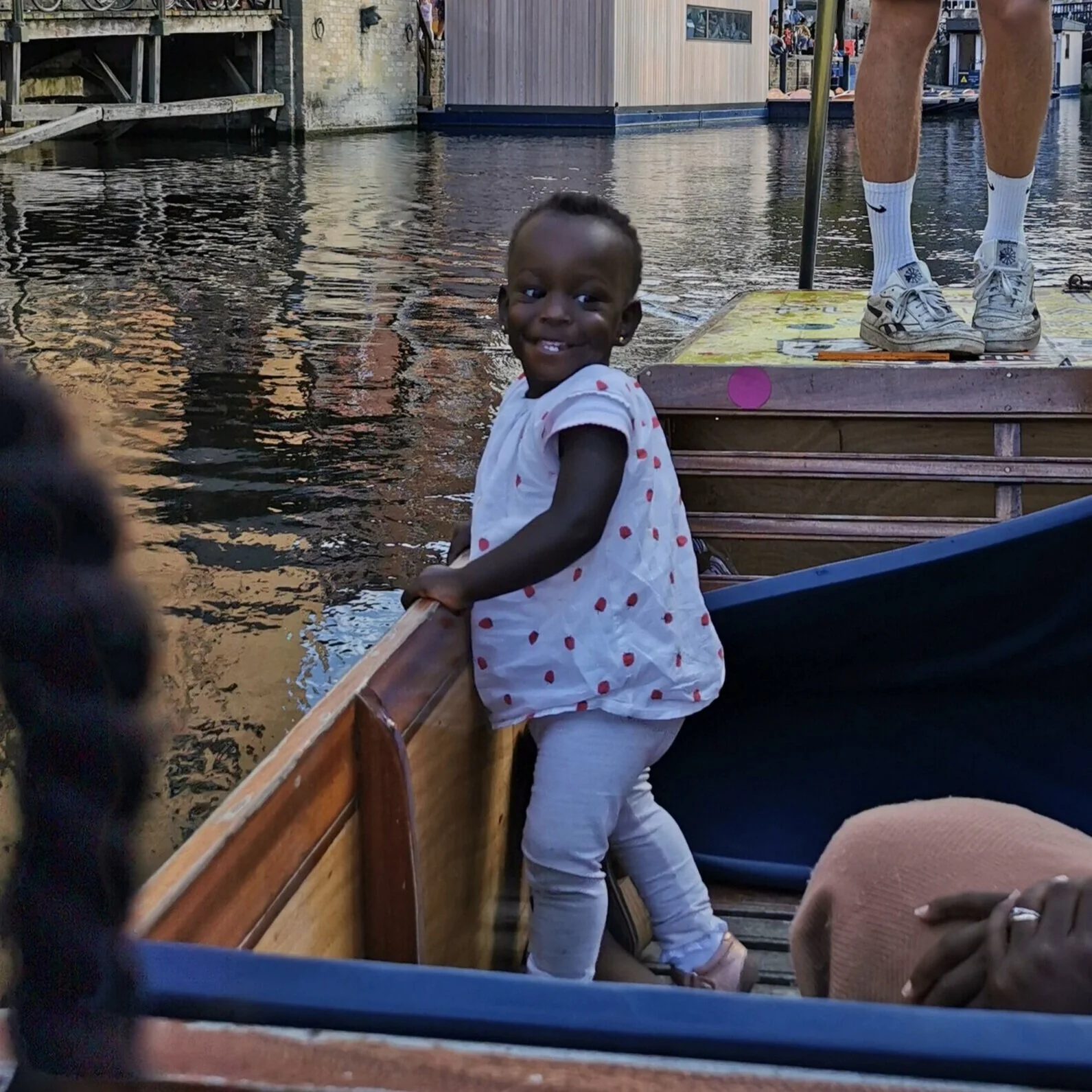 Jayla%2Bpunting.jpg
