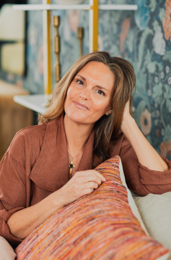 From The Stage to The Page, Wendy Speake Offers Praise