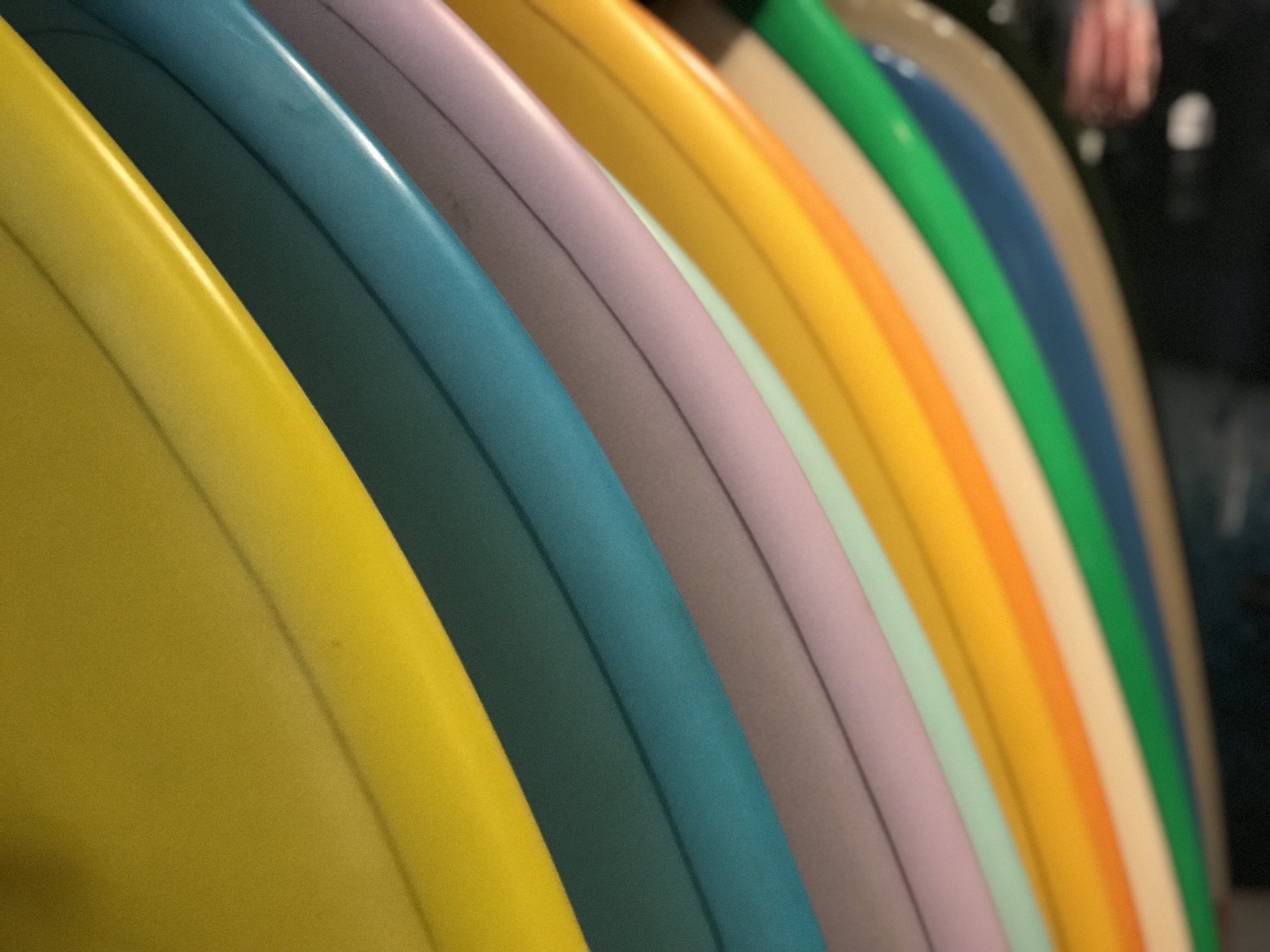 How to Choose the Right Surfboard for Your Skill Level and Environment