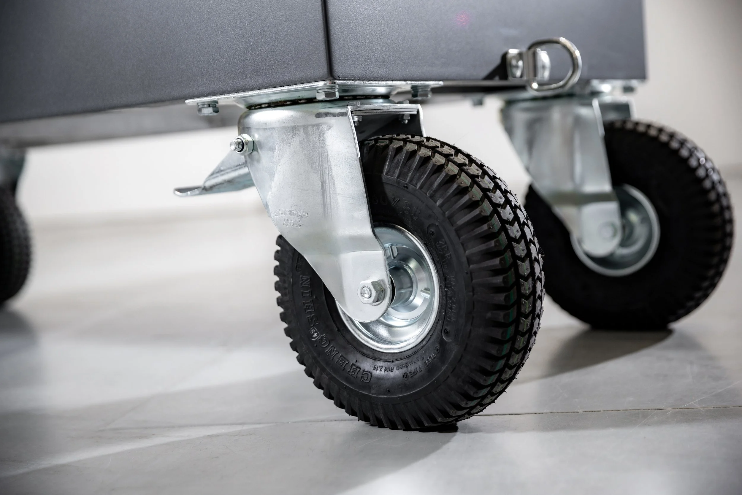 absoluttrucks_040626-172.jpg