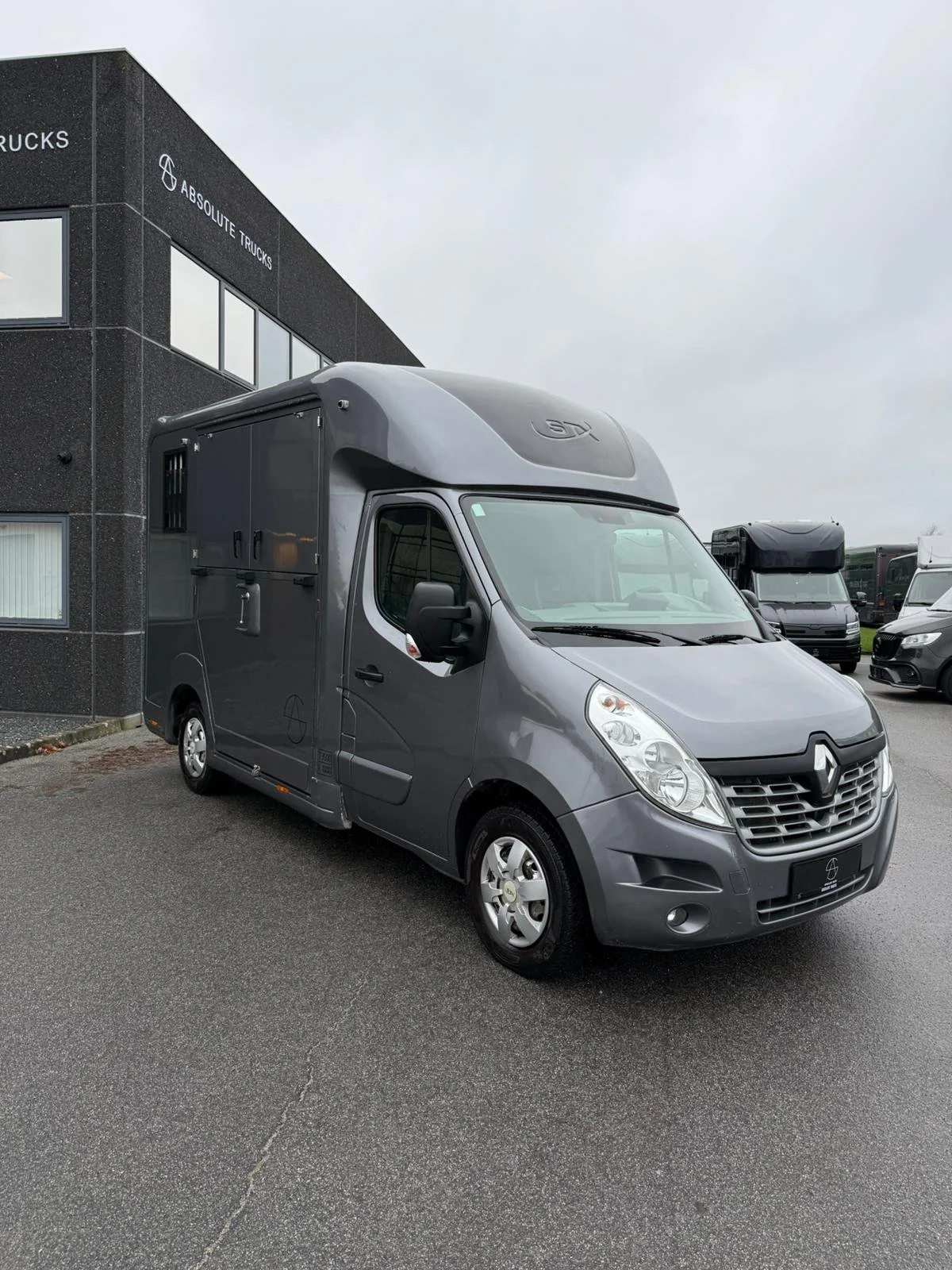 WhatsApp Image 2026-02-08 at 06.38.04.jpeg