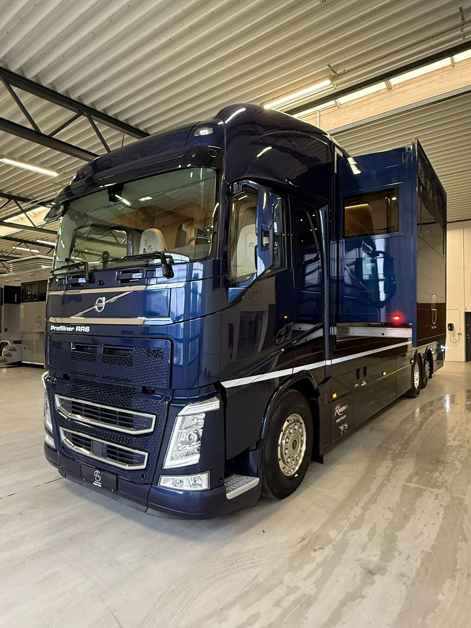 WhatsApp Image 2026-04-05 at 08.19.085.jpeg