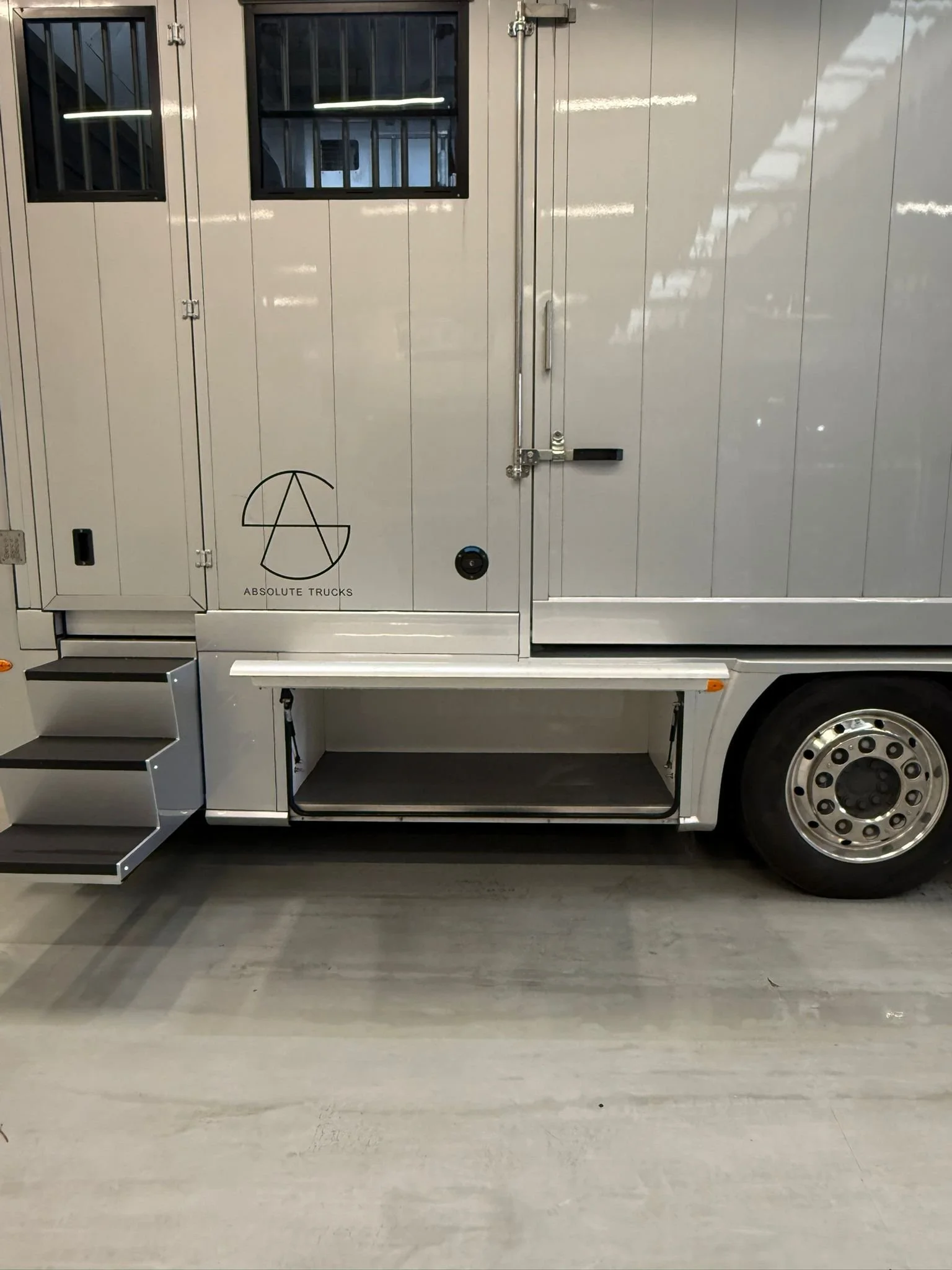 WhatsApp Image 2026-03-26 at 16.20.23 (7).jpeg