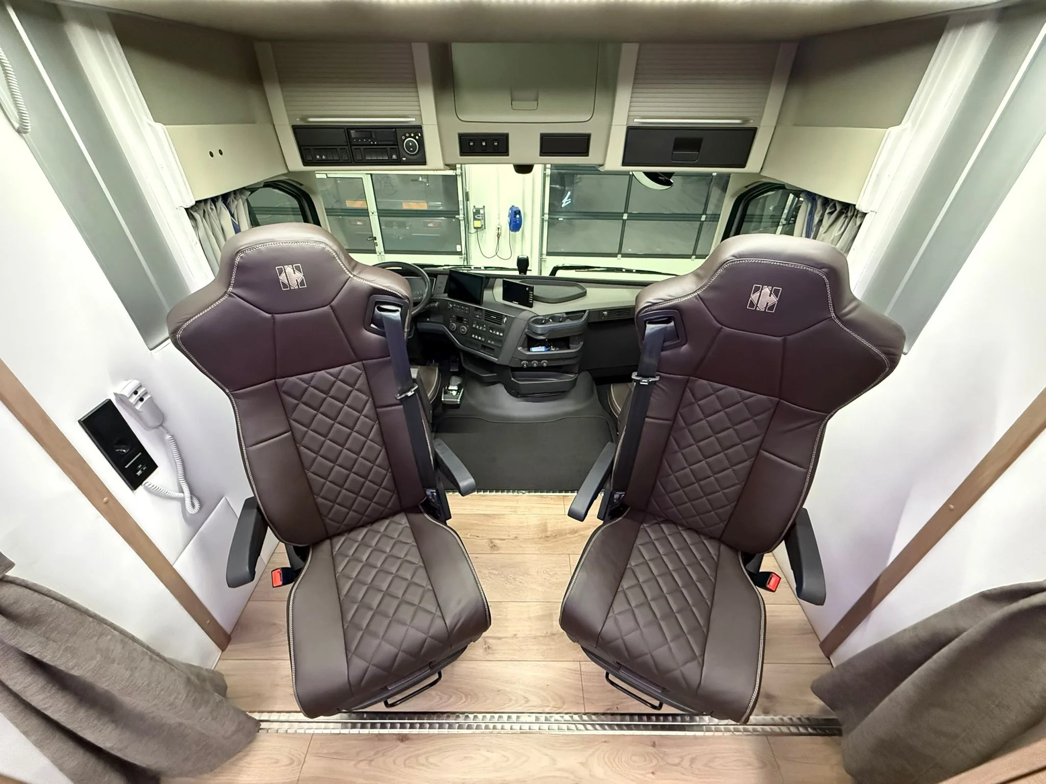 WhatsApp Image 2026-04-13 at 22.12.39 (5).jpeg