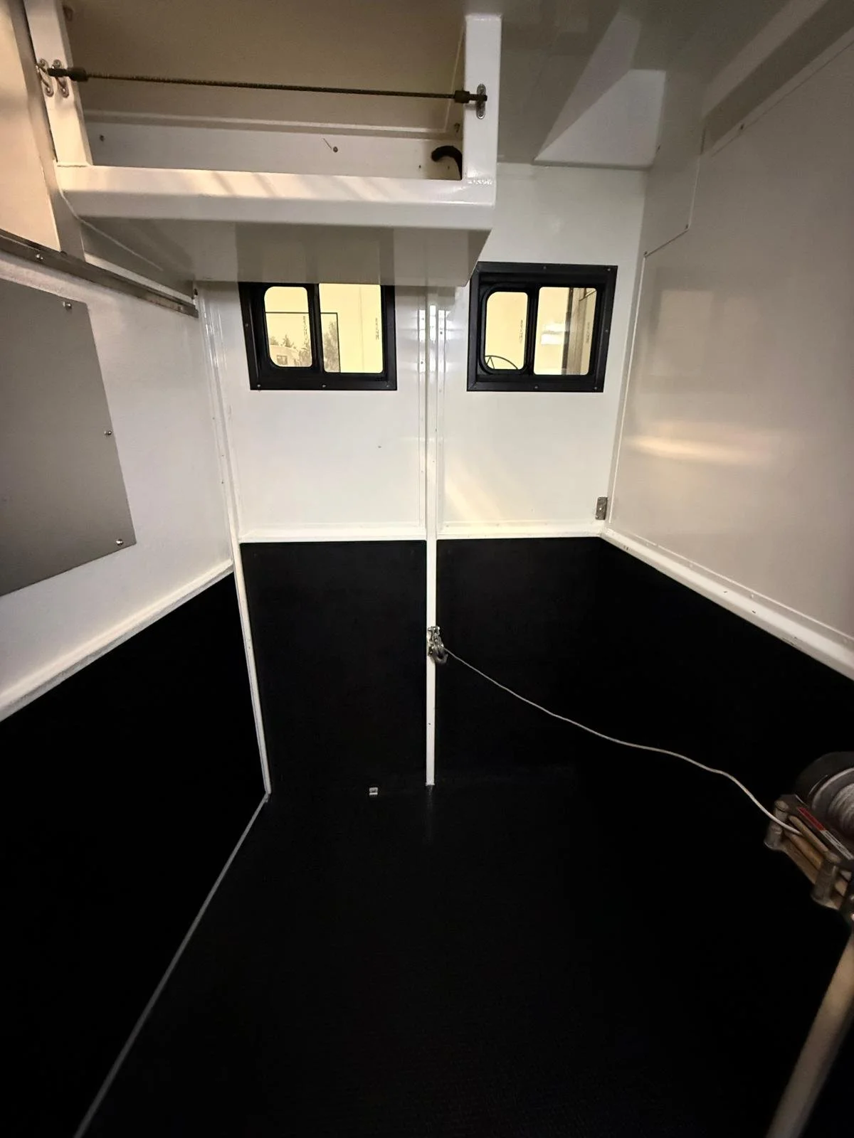 WhatsApp Image 2026-03-19 at 22.26.22 (8).jpeg