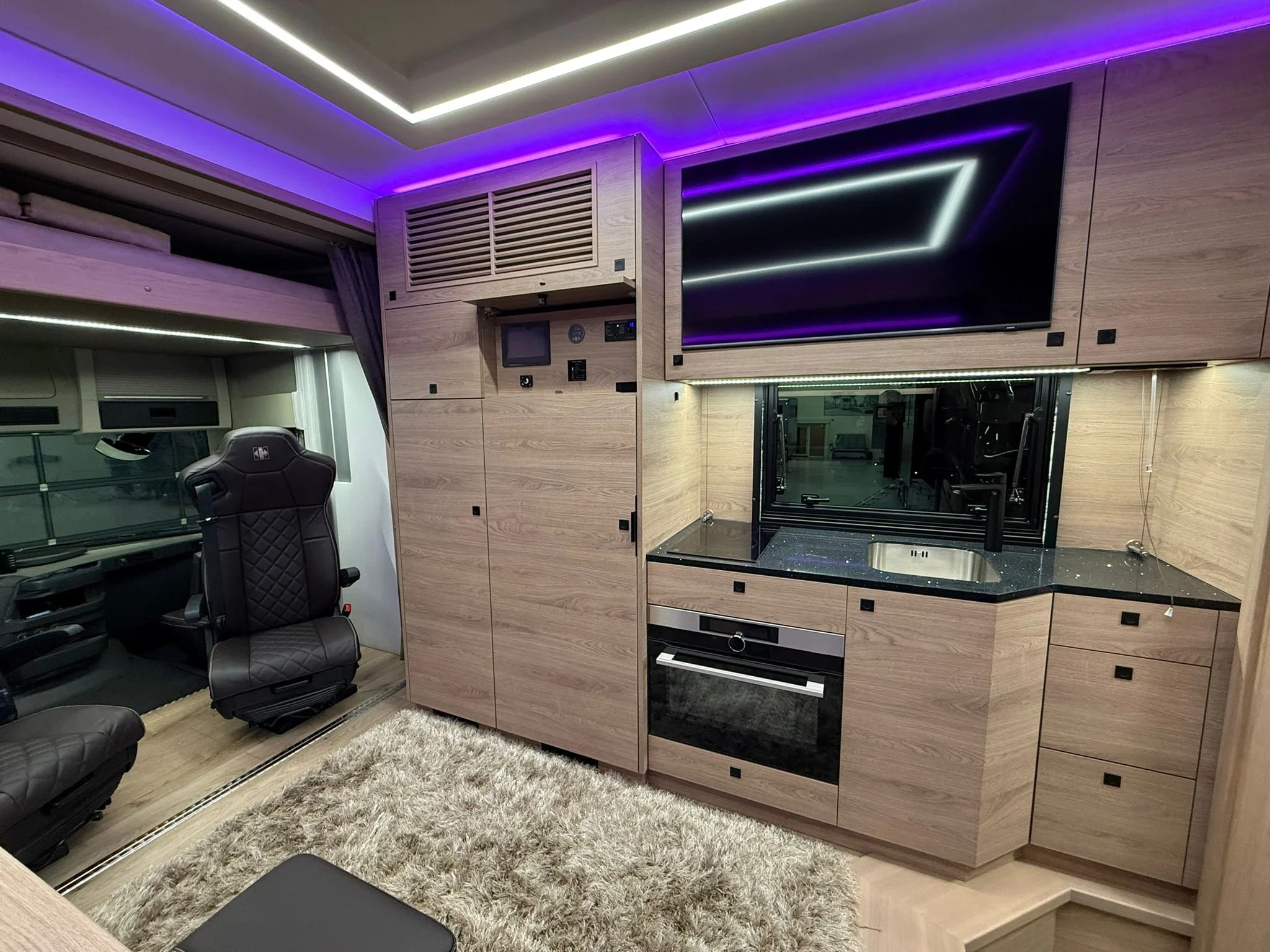 WhatsApp Image 2026-04-13 at 22.12.38 (4).jpeg