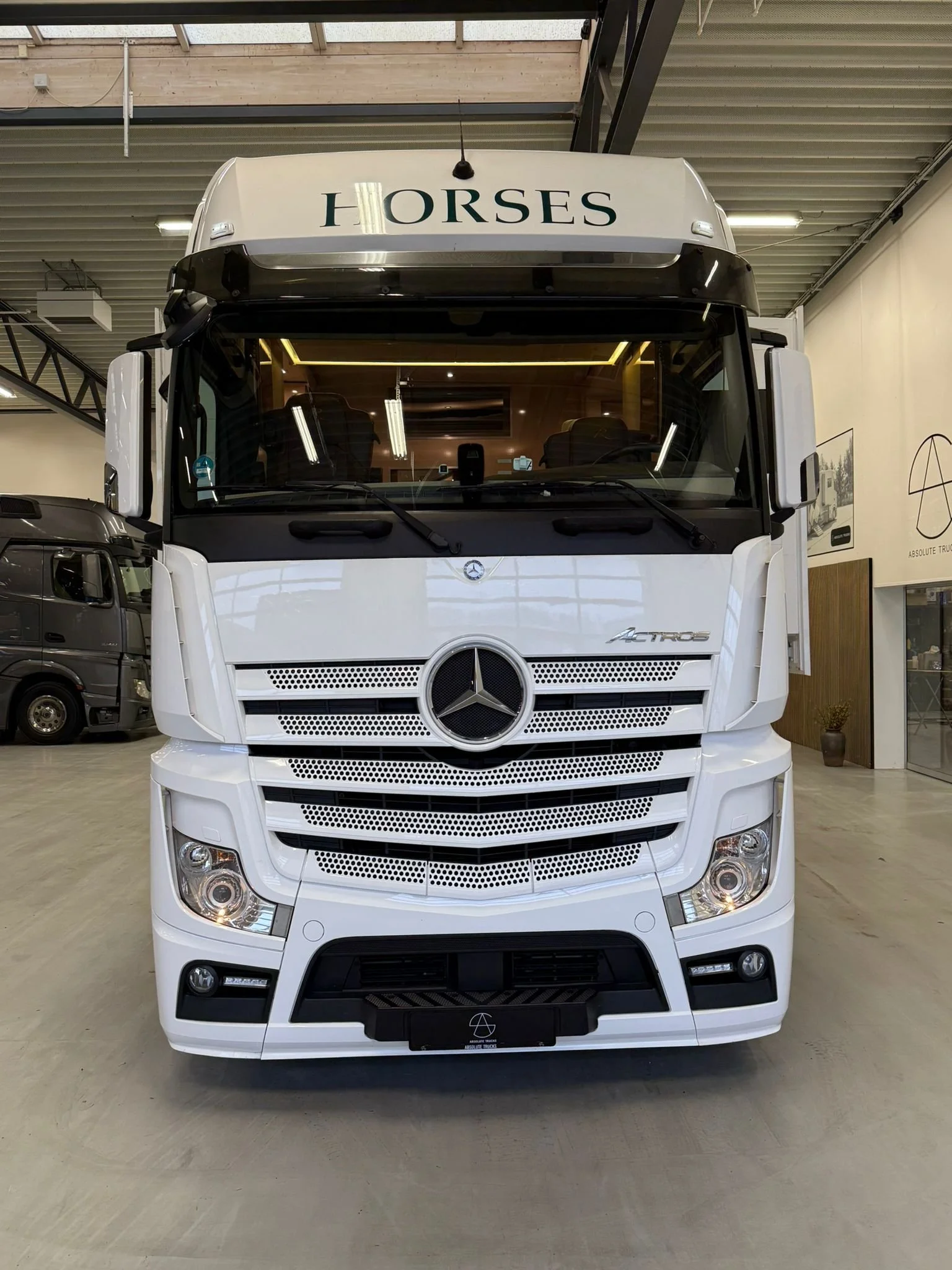 WhatsApp Image 2025-12-19 at 11.14.512.jpeg