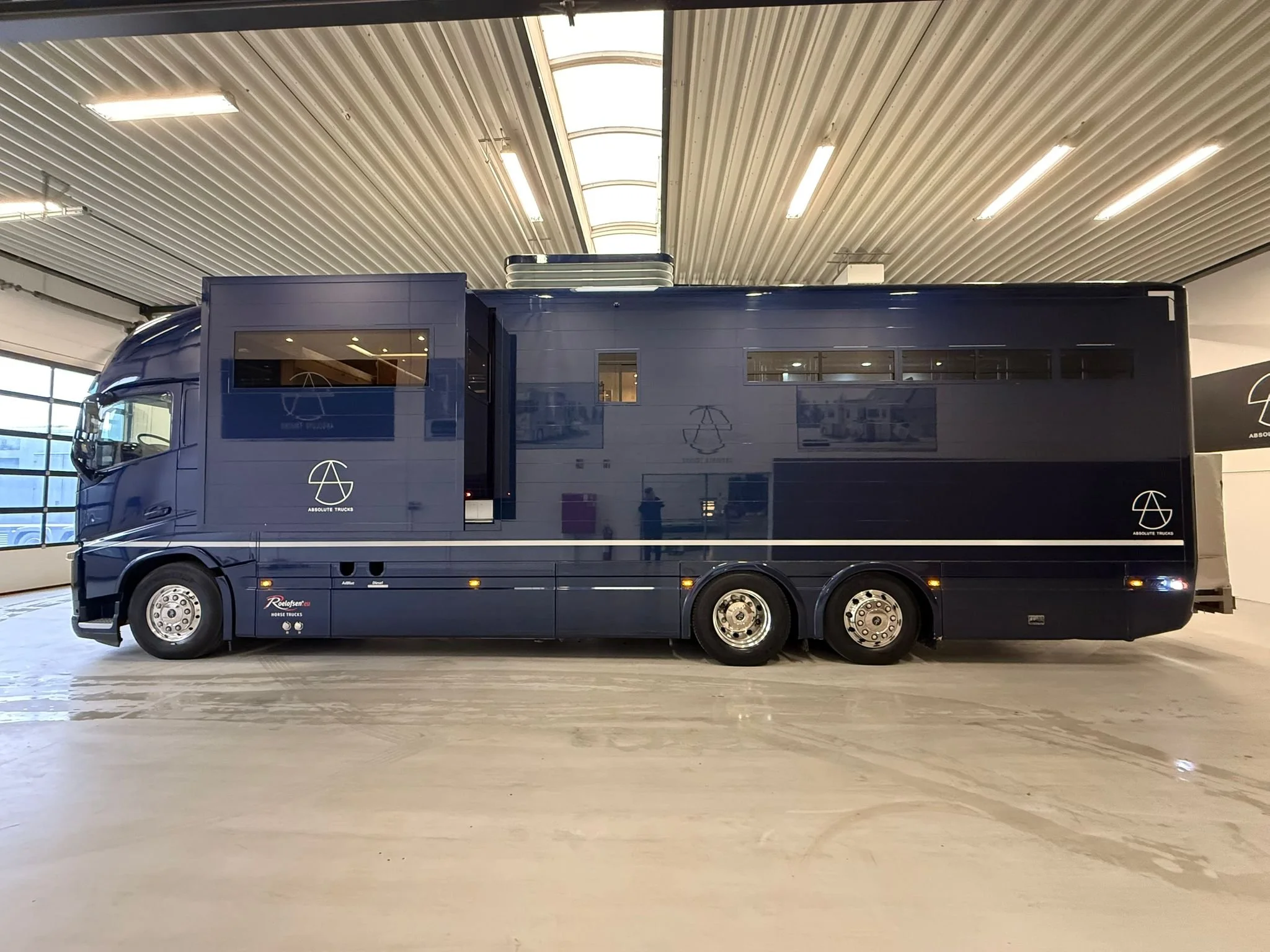 WhatsApp Image 2026-04-05 at 08.19.084.jpeg