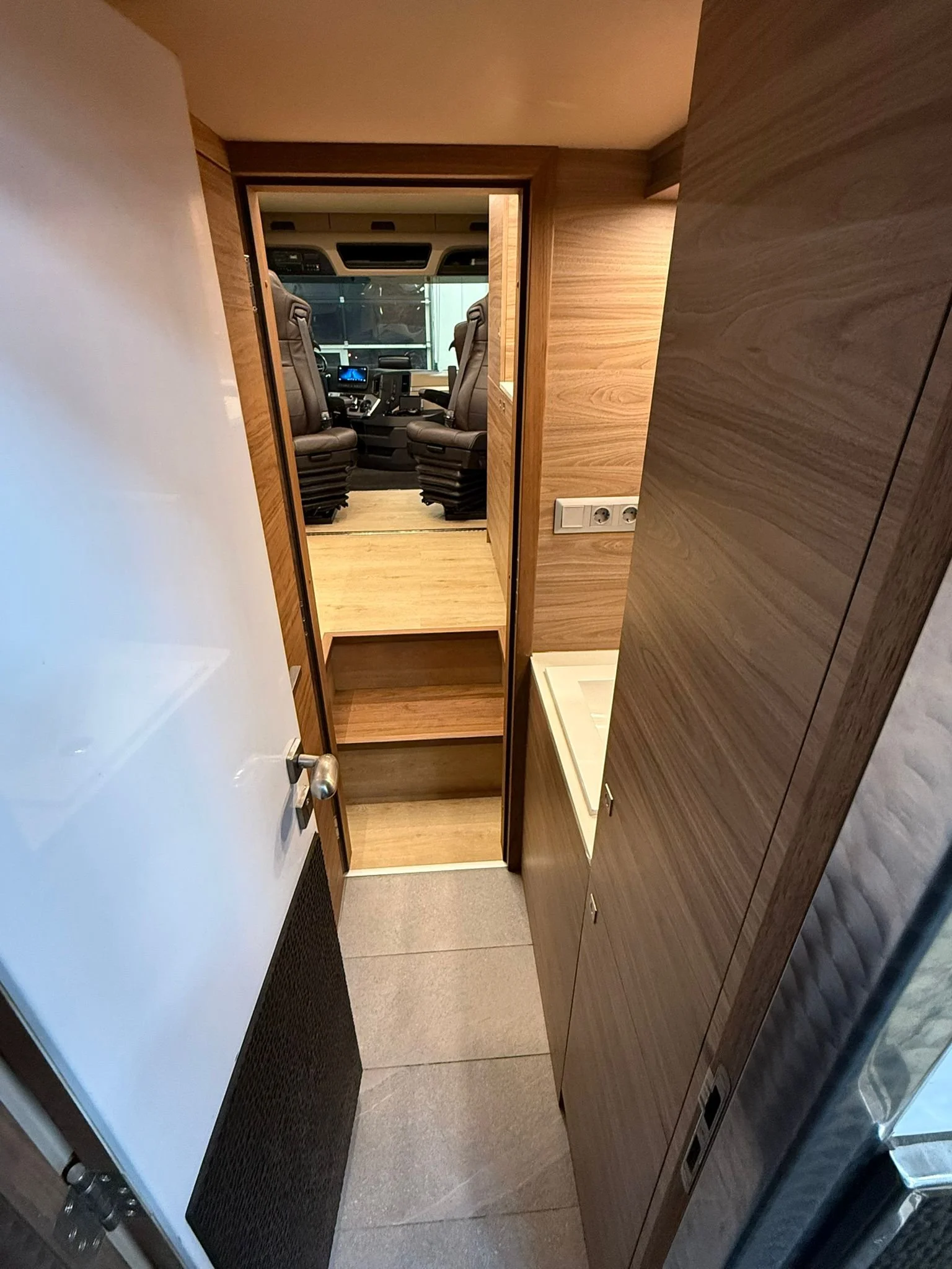 WhatsApp Image 2026-02-03 at 20.17.481.jpeg