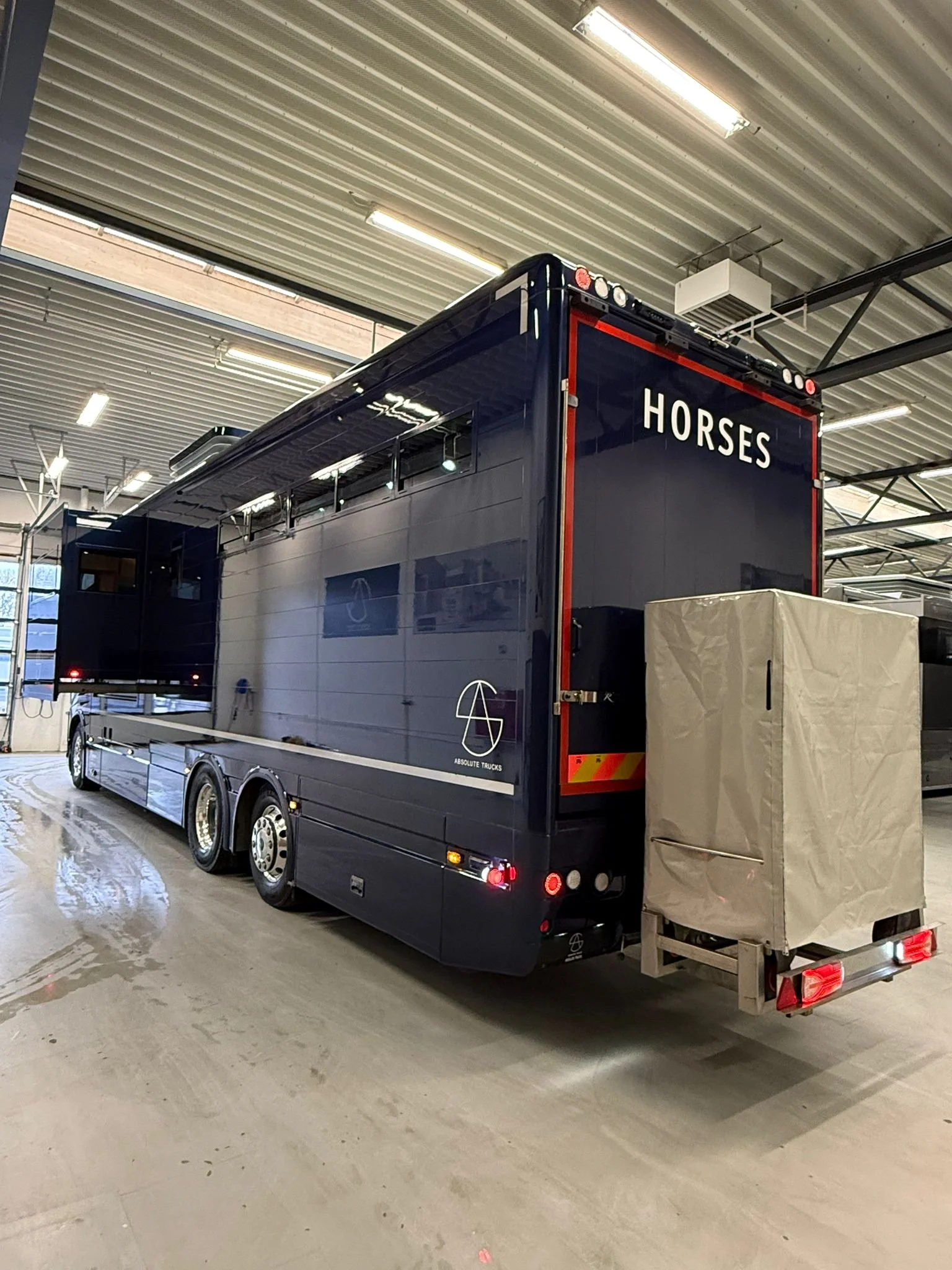 WhatsApp Image 2026-04-05 at 08.19.083.jpeg