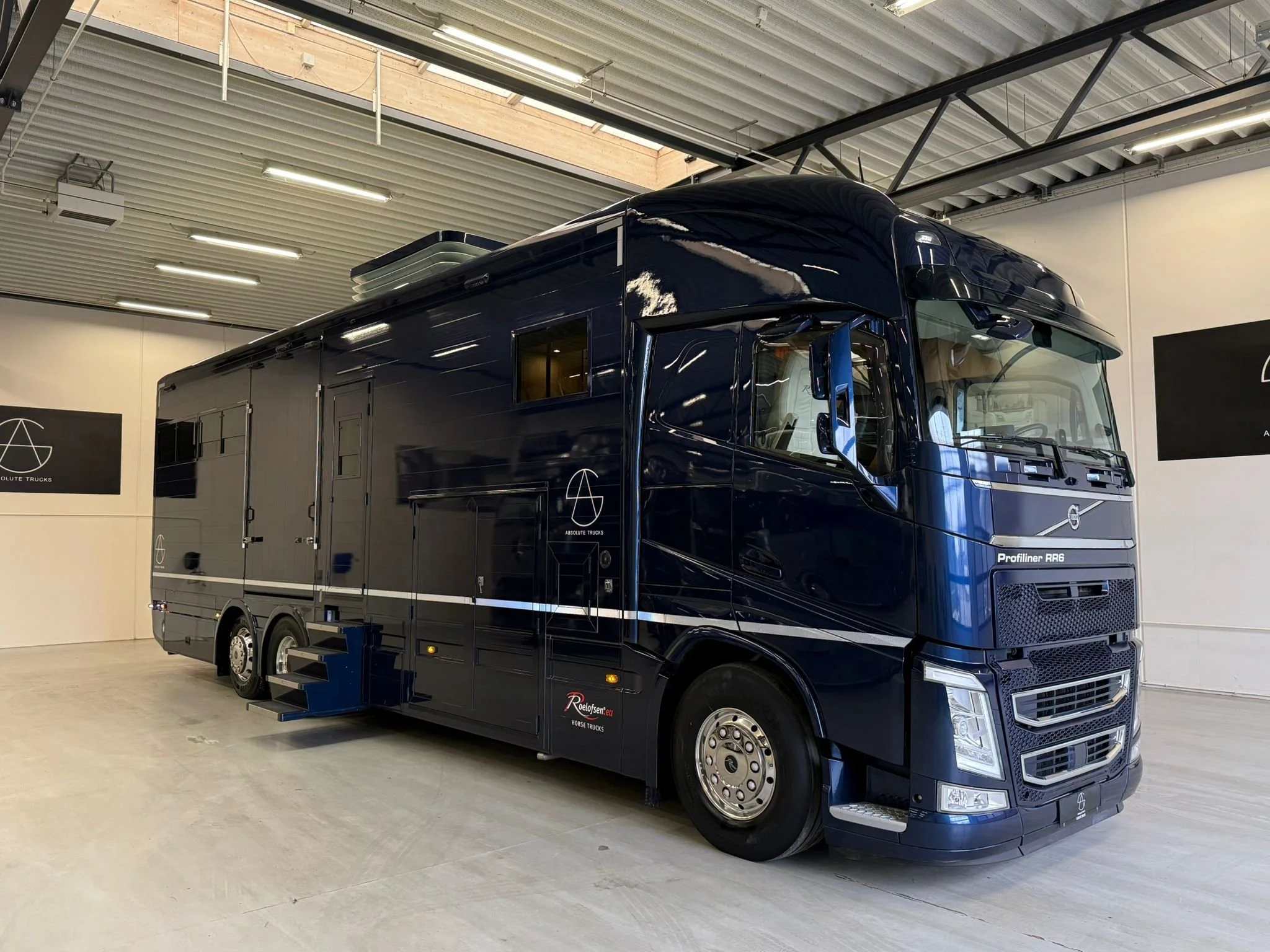 WhatsApp Image 2026-04-05 at 08.19.08.jpeg