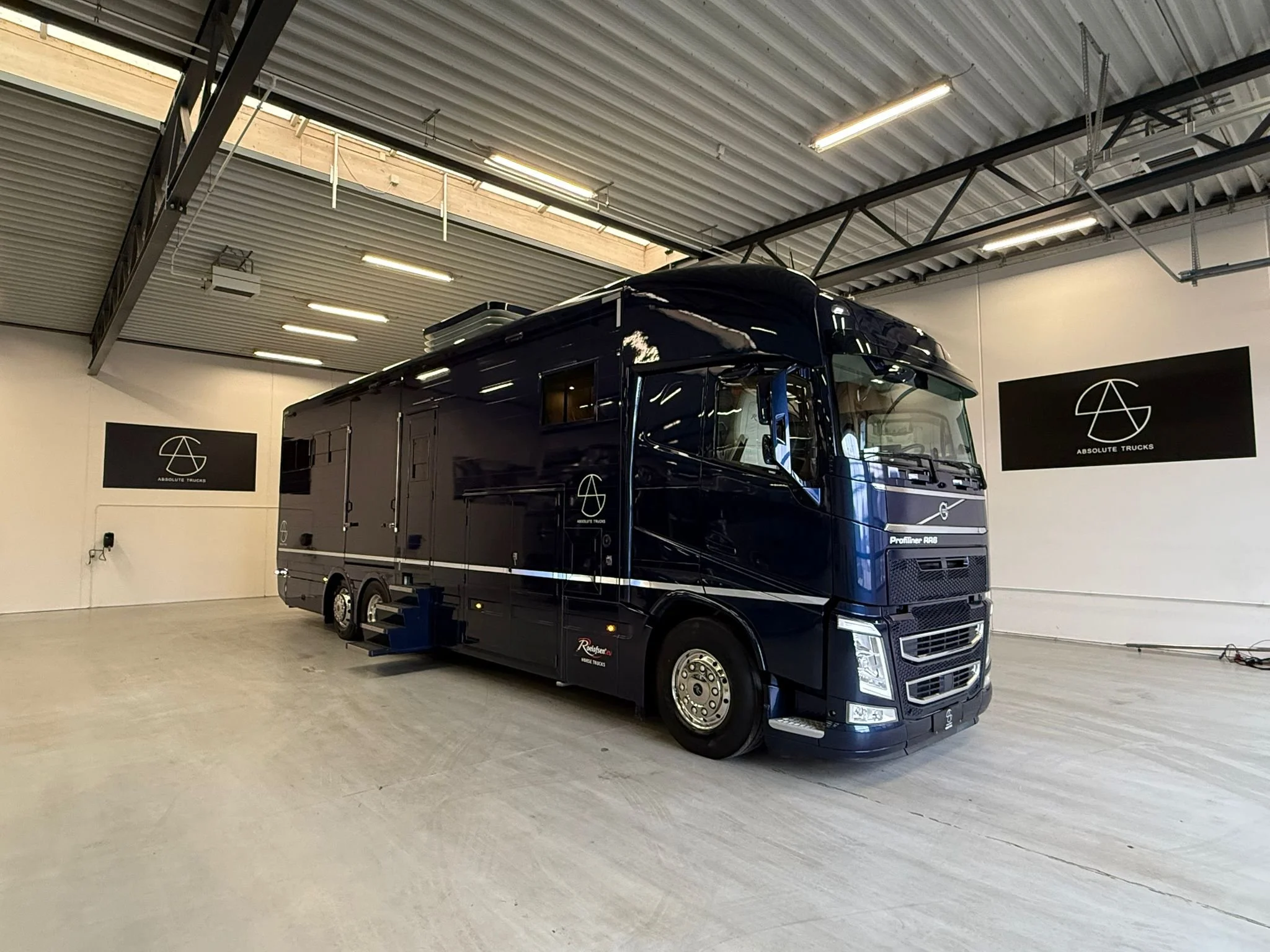 WhatsApp Image 2026-04-05 at 08.19.07.jpeg