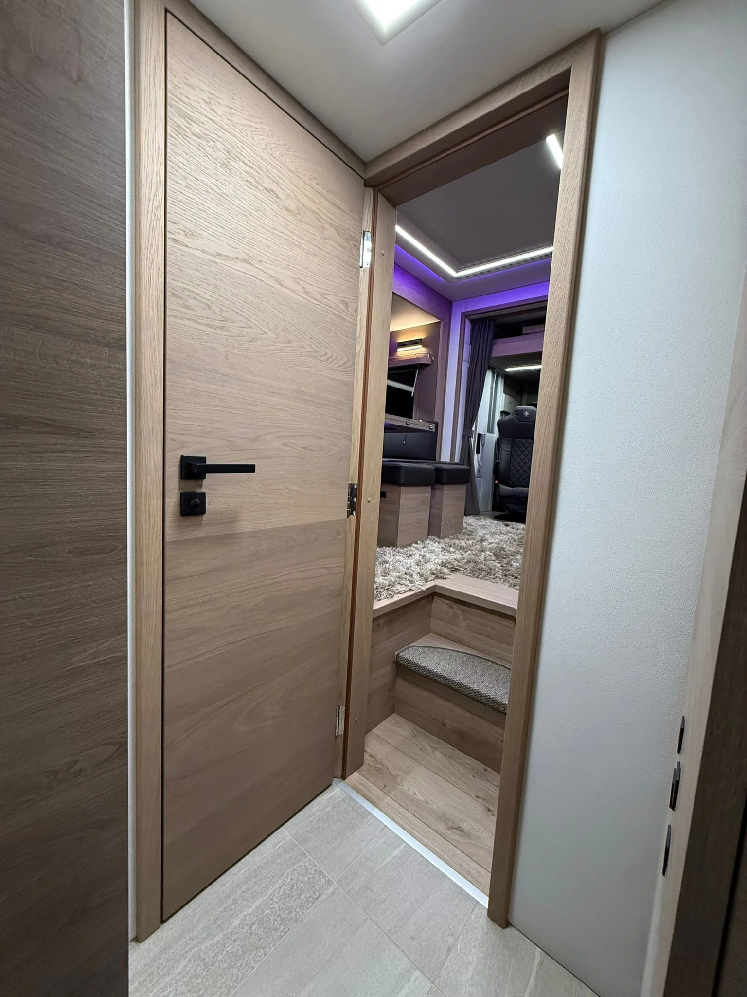 WhatsApp Image 2026-04-13 at 22.12.39 (6).jpeg