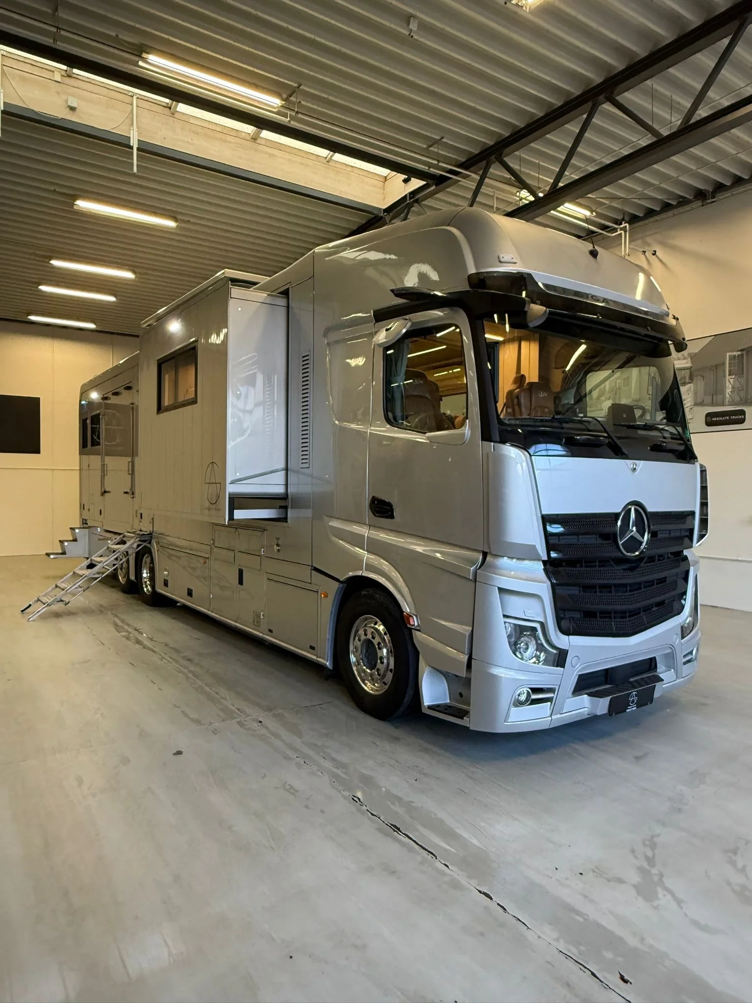 WhatsApp Image 2026-03-26 at 16.20.22 (1).jpeg