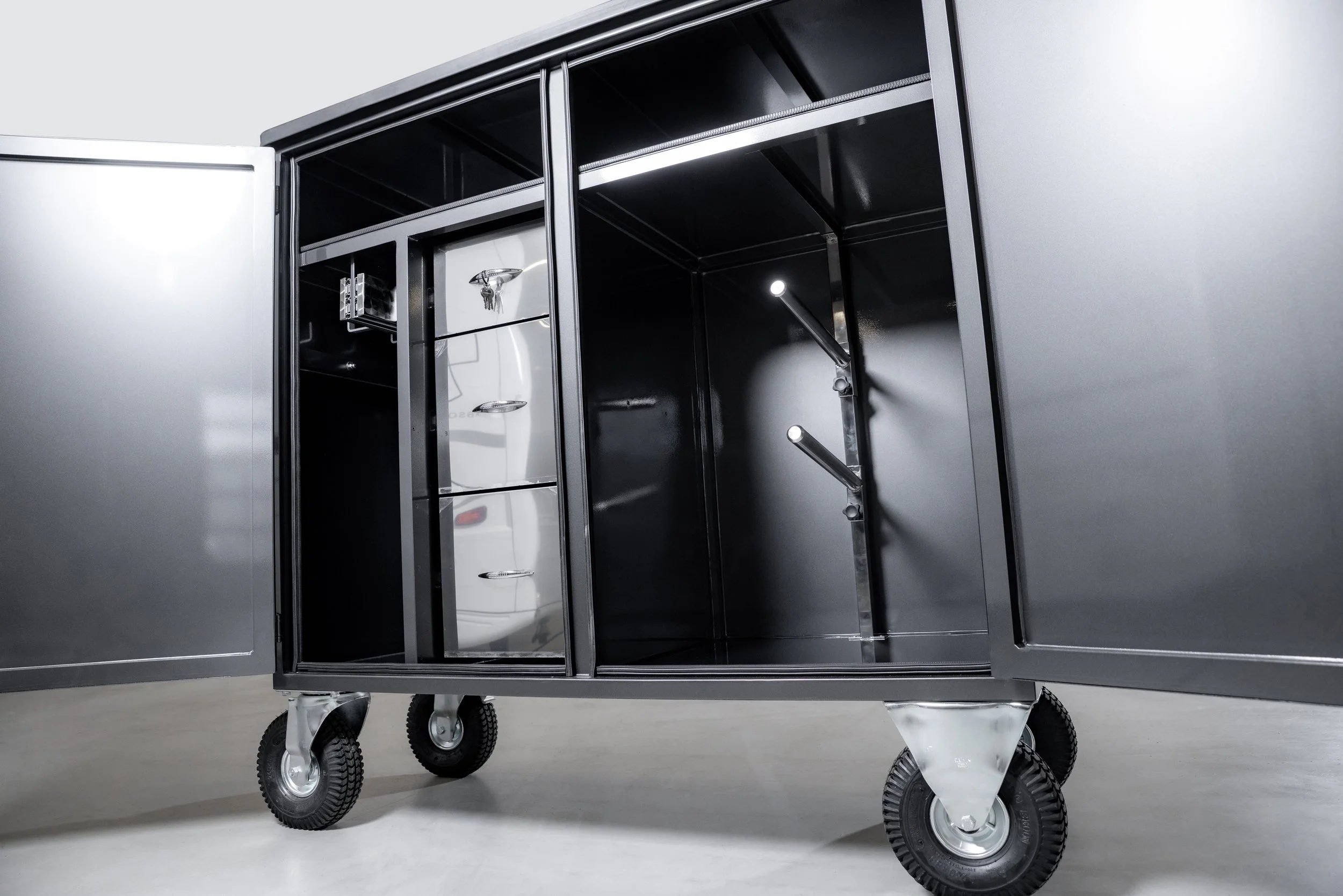 absoluttrucks_040626-96.jpg