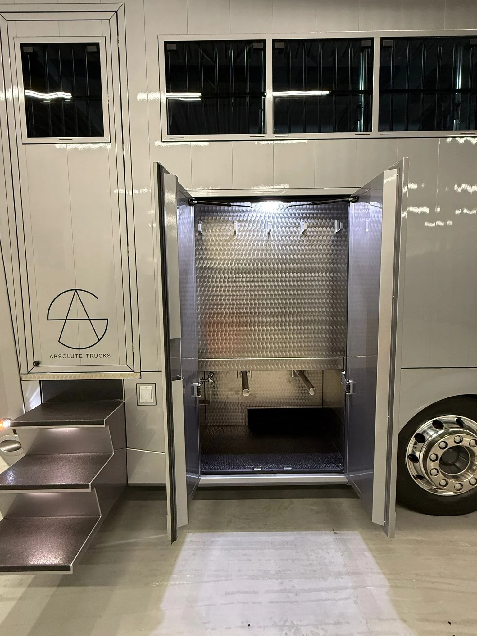 WhatsApp Image 2026-04-13 at 22.12.39 (2).jpeg