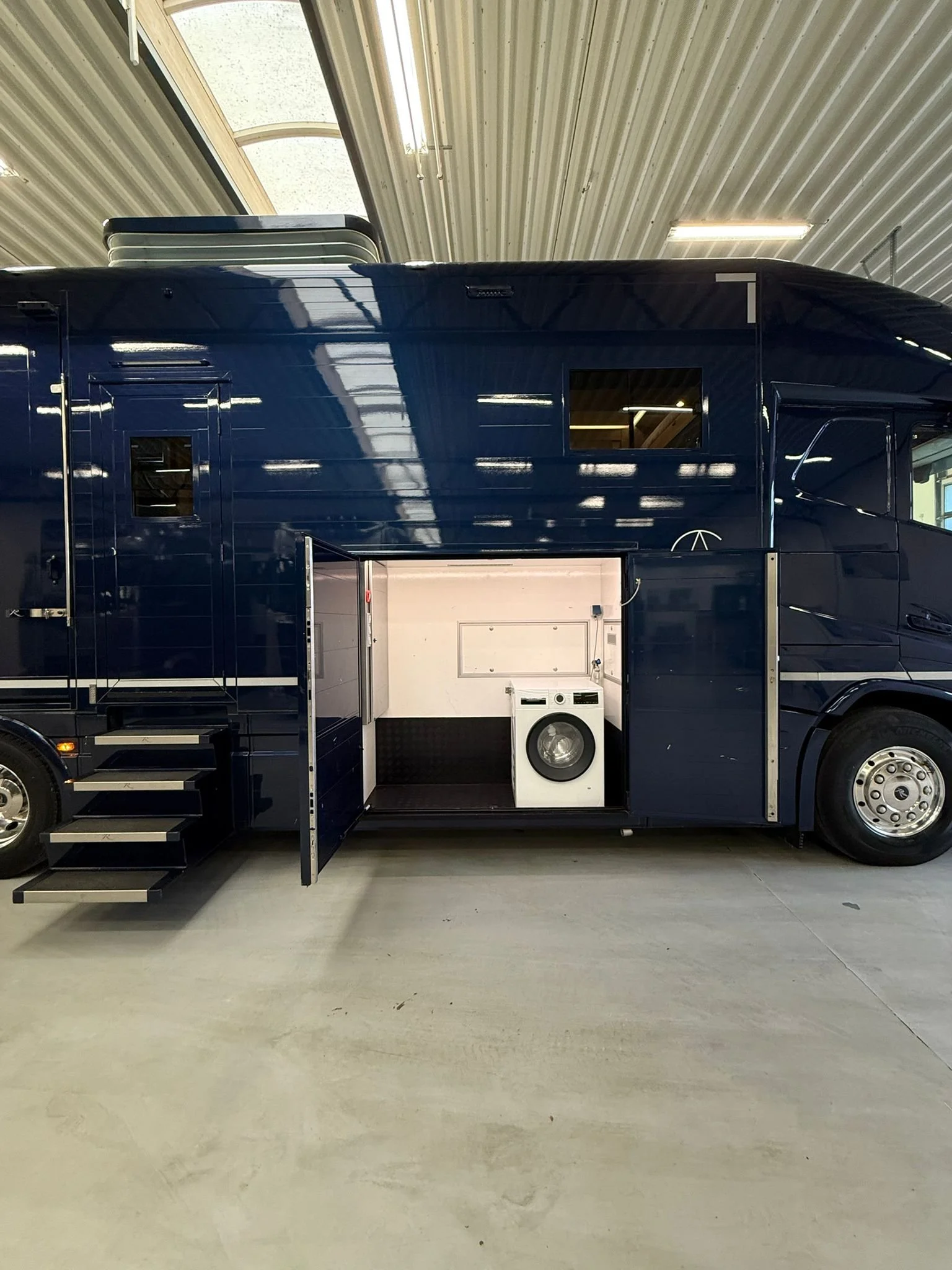 WhatsApp Image 2026-04-05 at 08.19.091.jpeg