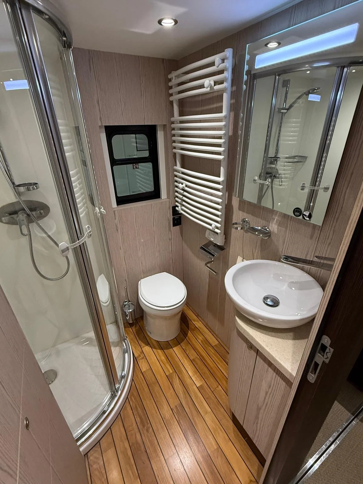 WhatsApp Image 2026-03-19 at 22.26.22 (20).jpeg