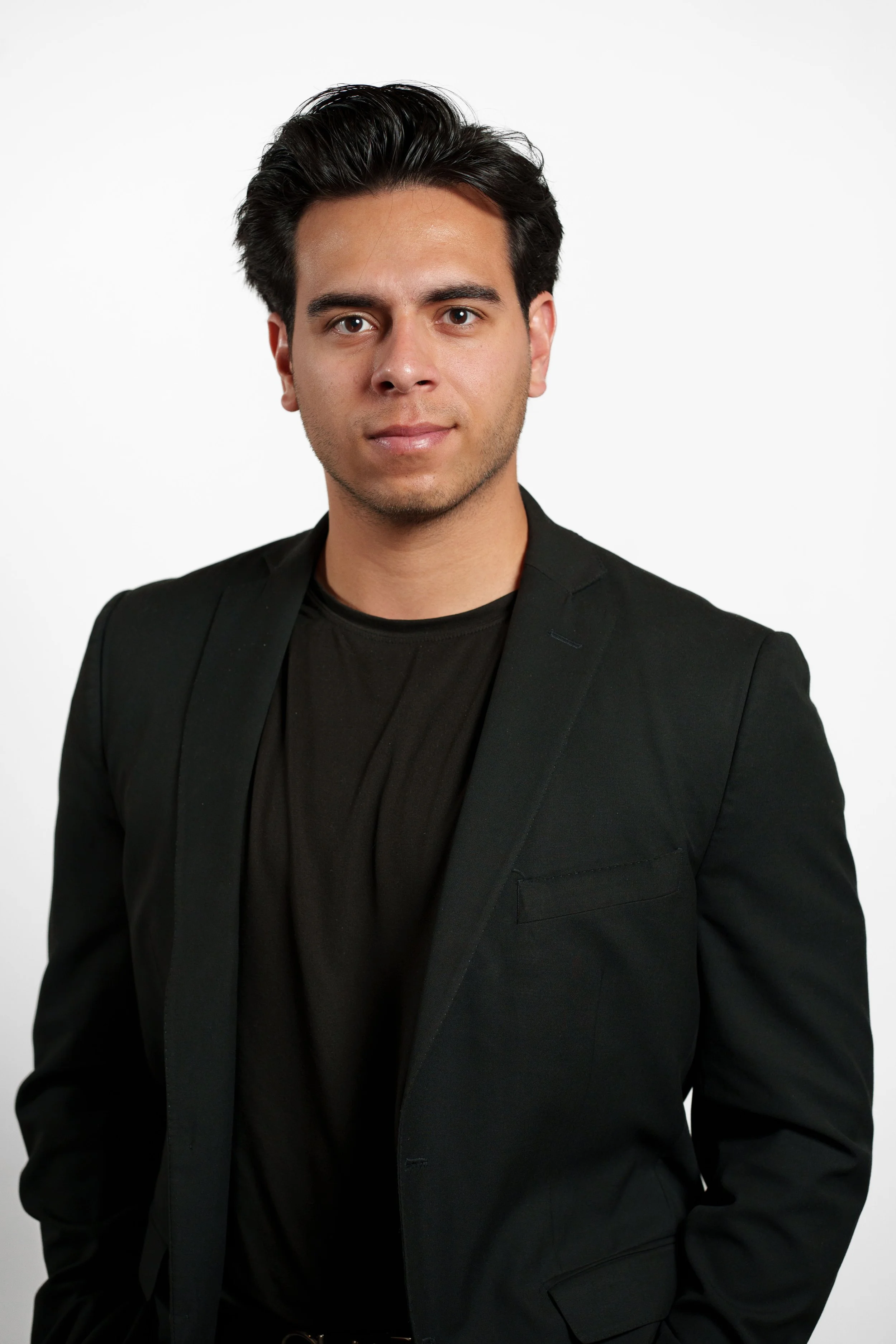 EVX Headshot-366.jpg