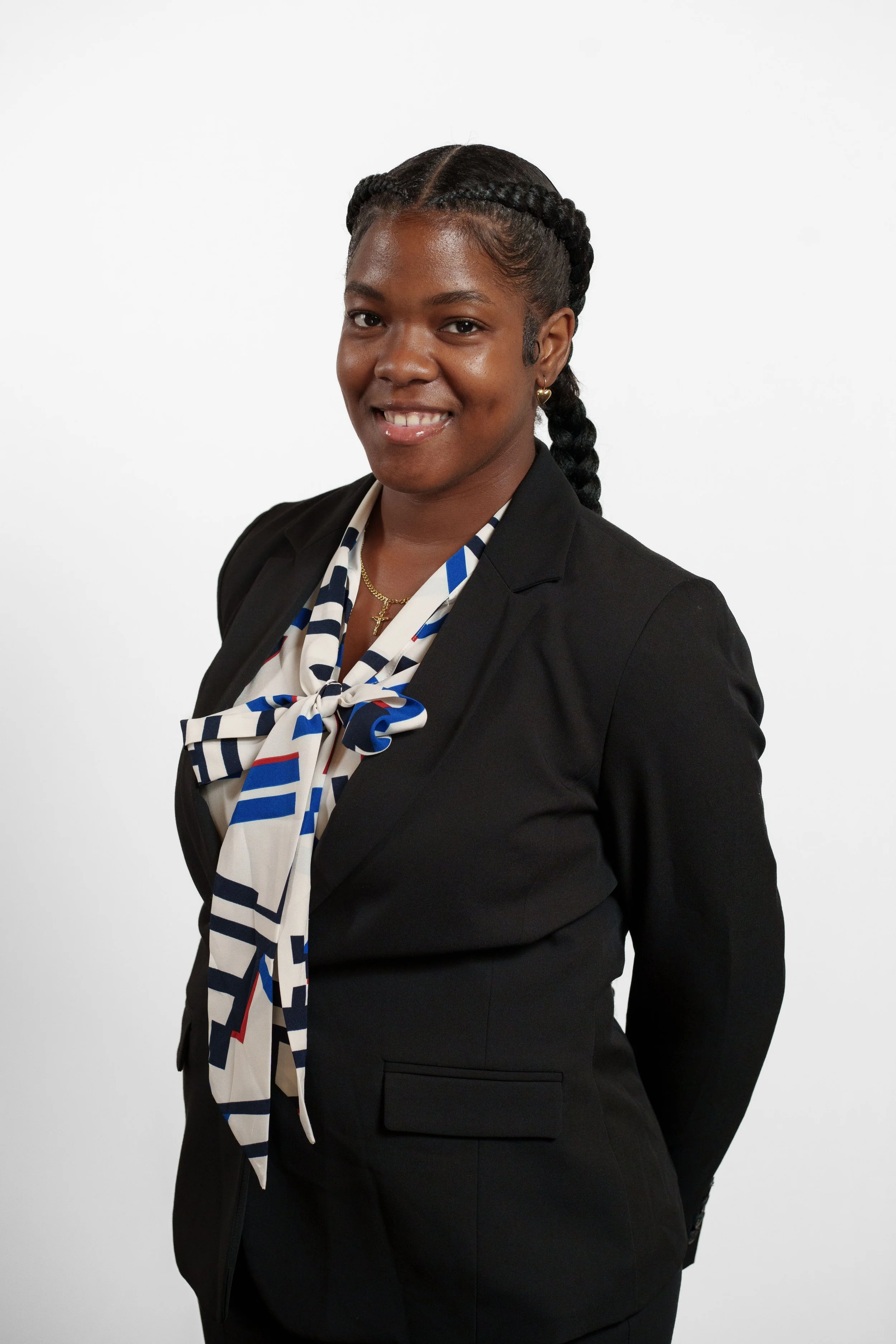 EVX Headshot-616.jpg