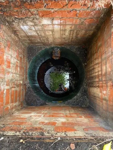 Chamber 1 interceptor inlet