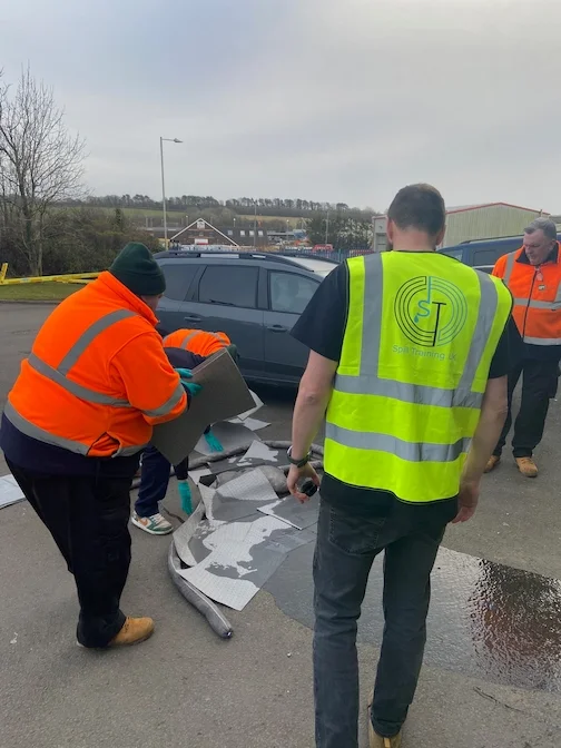 Practical demonstration in spill response using maintenance spill kit