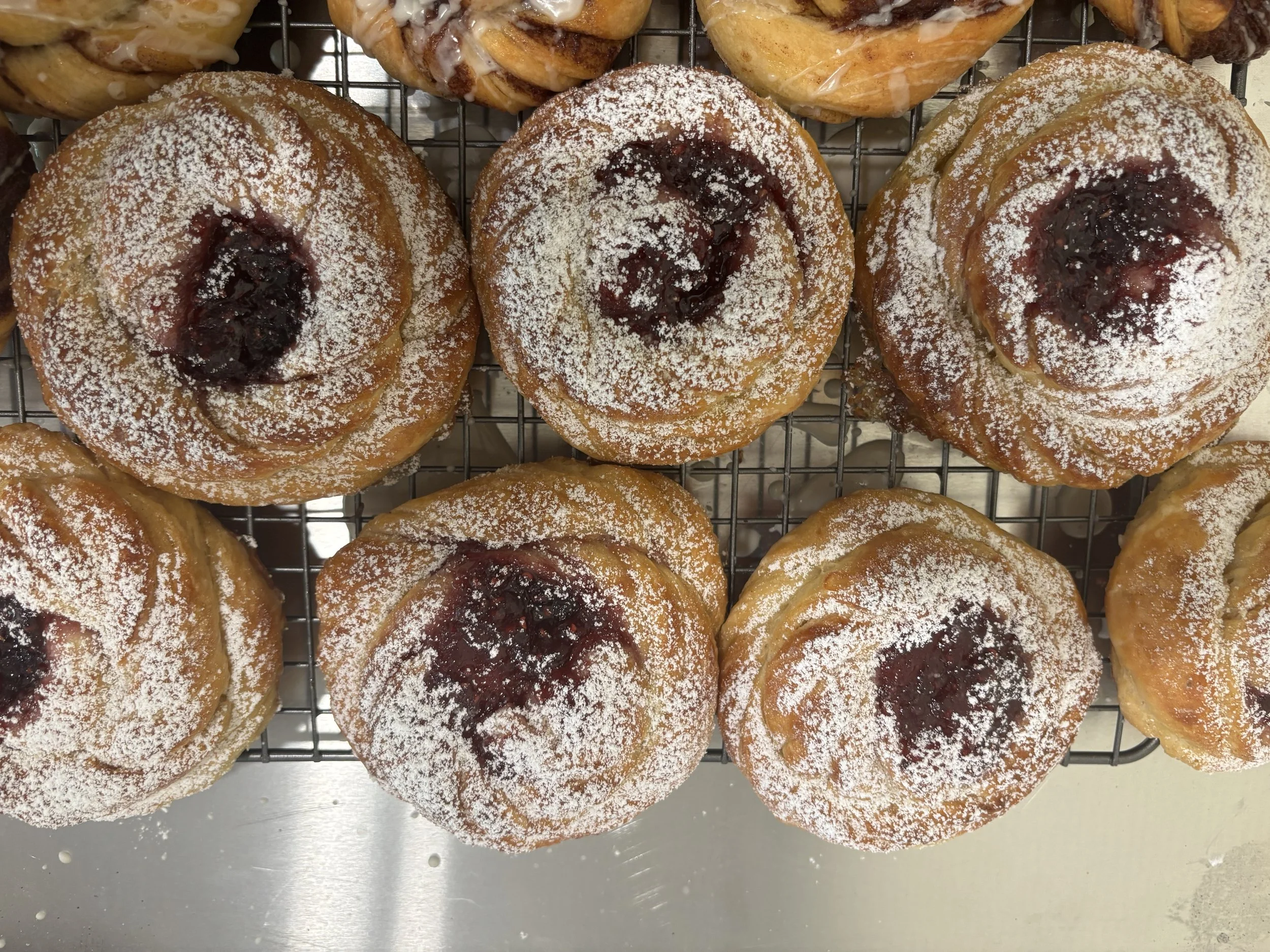 Sweet pastries - 6 per box