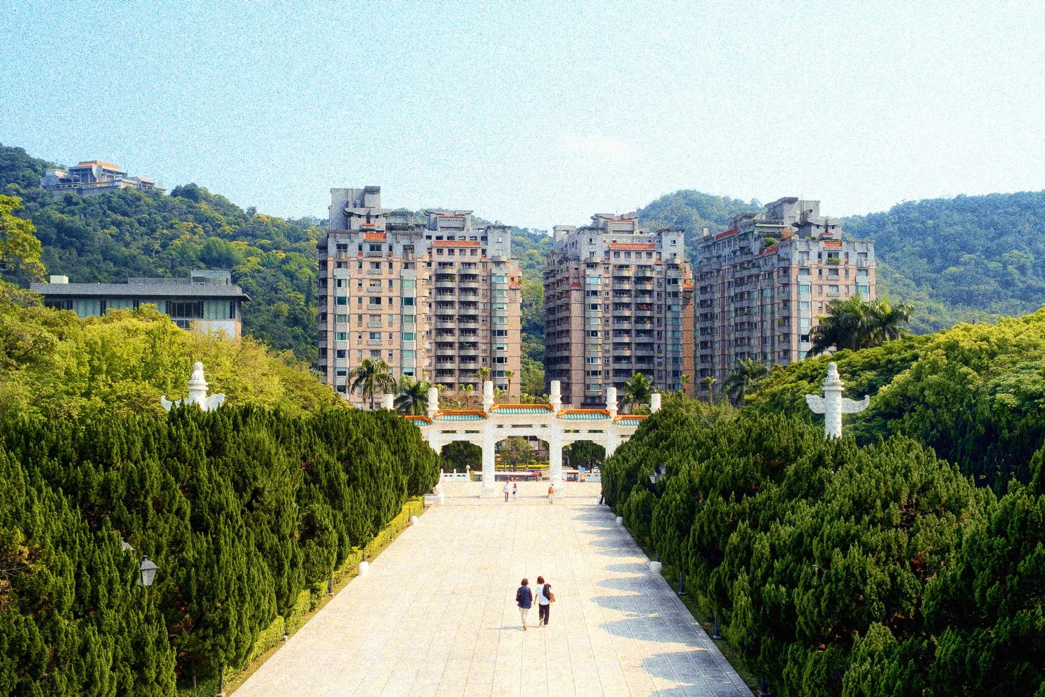TRAN5032-Edit.jpg