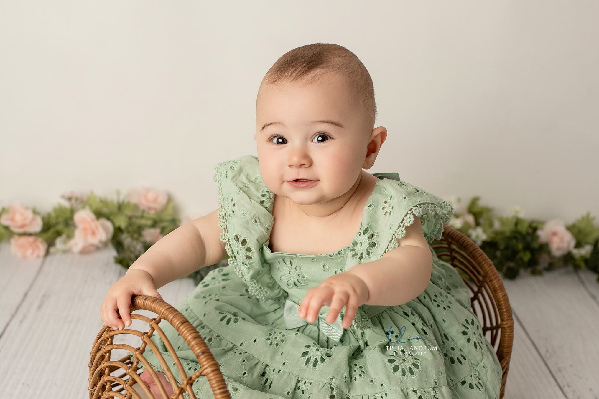 Nina 7mos-19_(2).jpg
