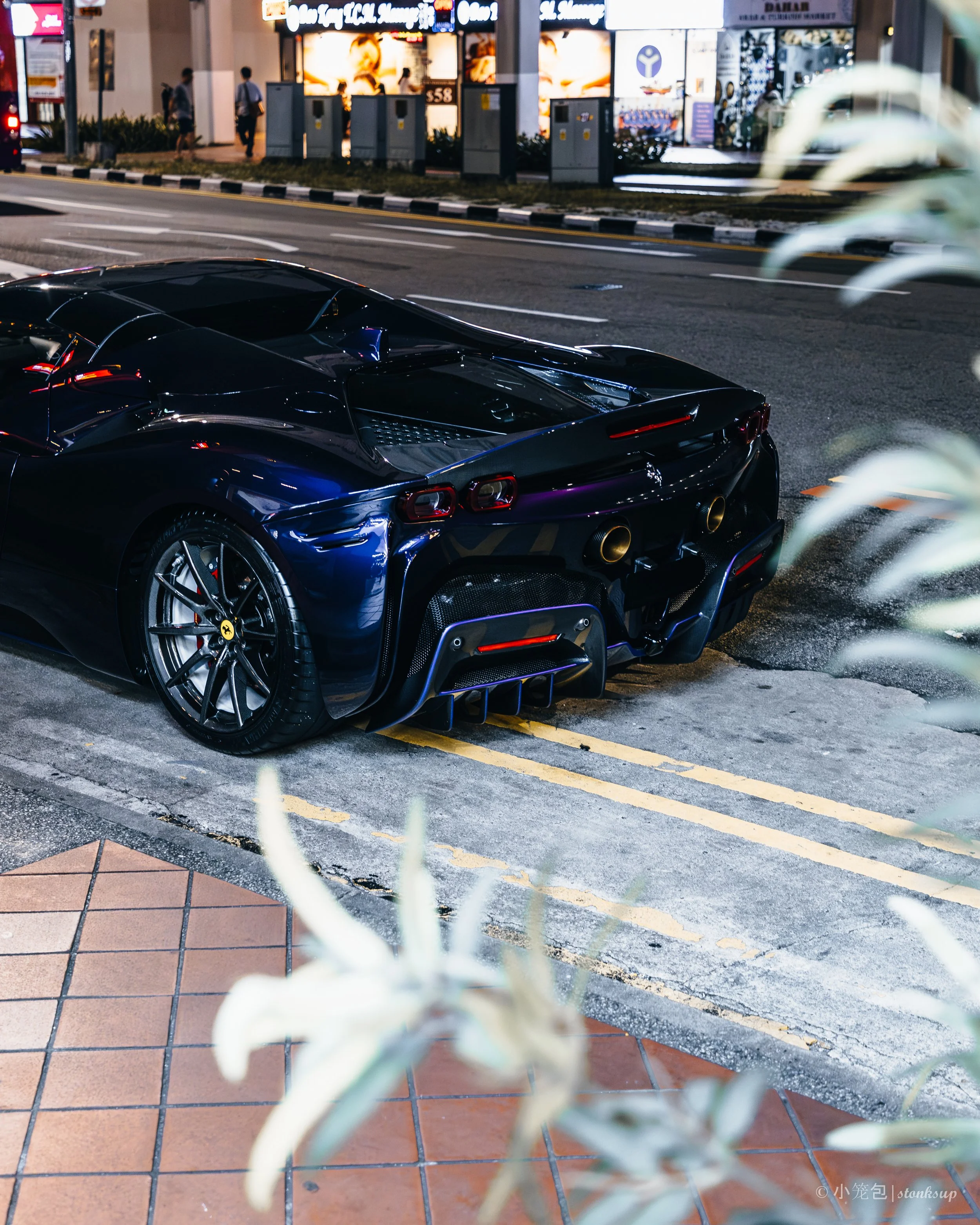 Ferrari SF90 (VHK)-2.jpg