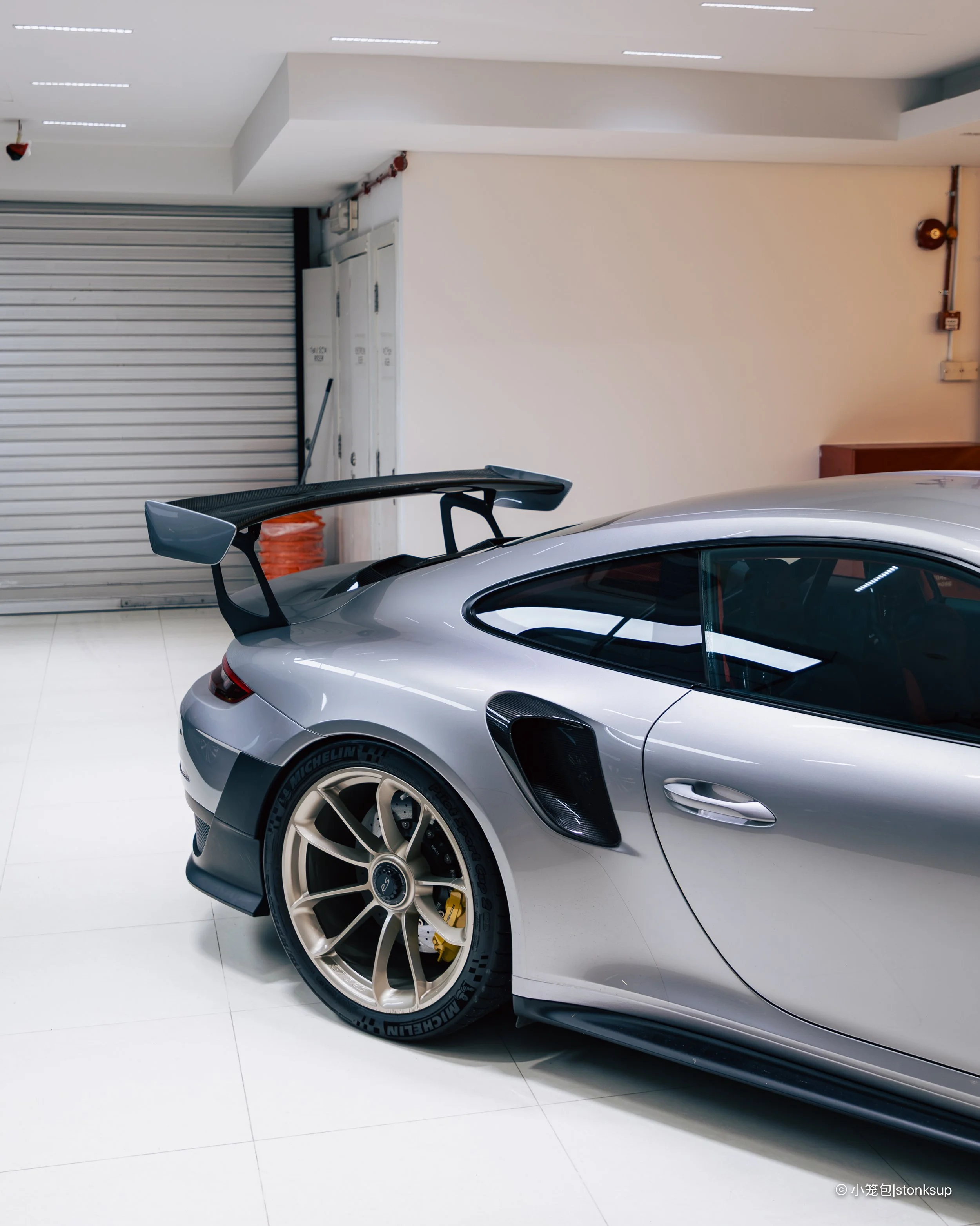 GT2RS-4.jpg