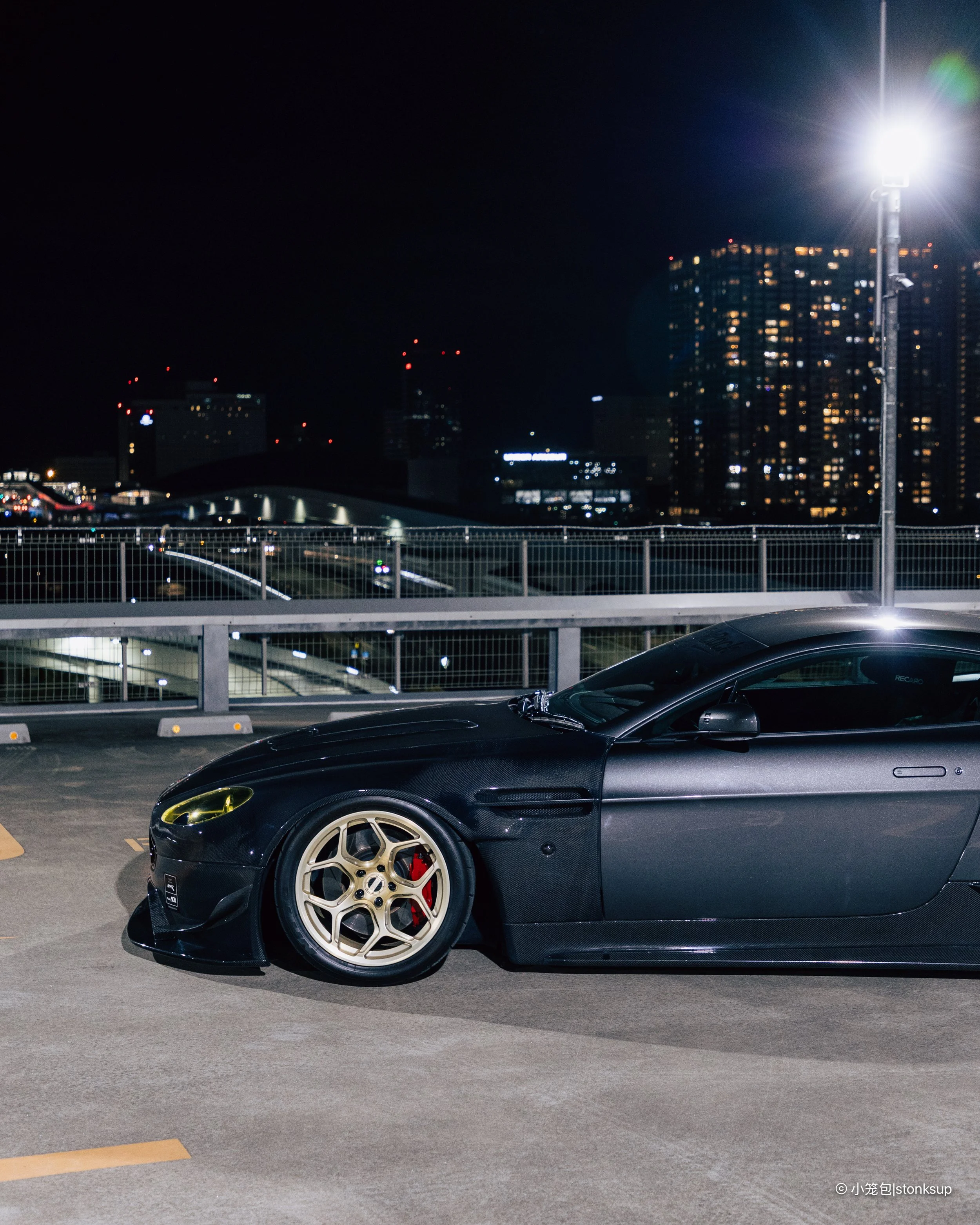 Aston Martin Vantage ACR-11.jpg